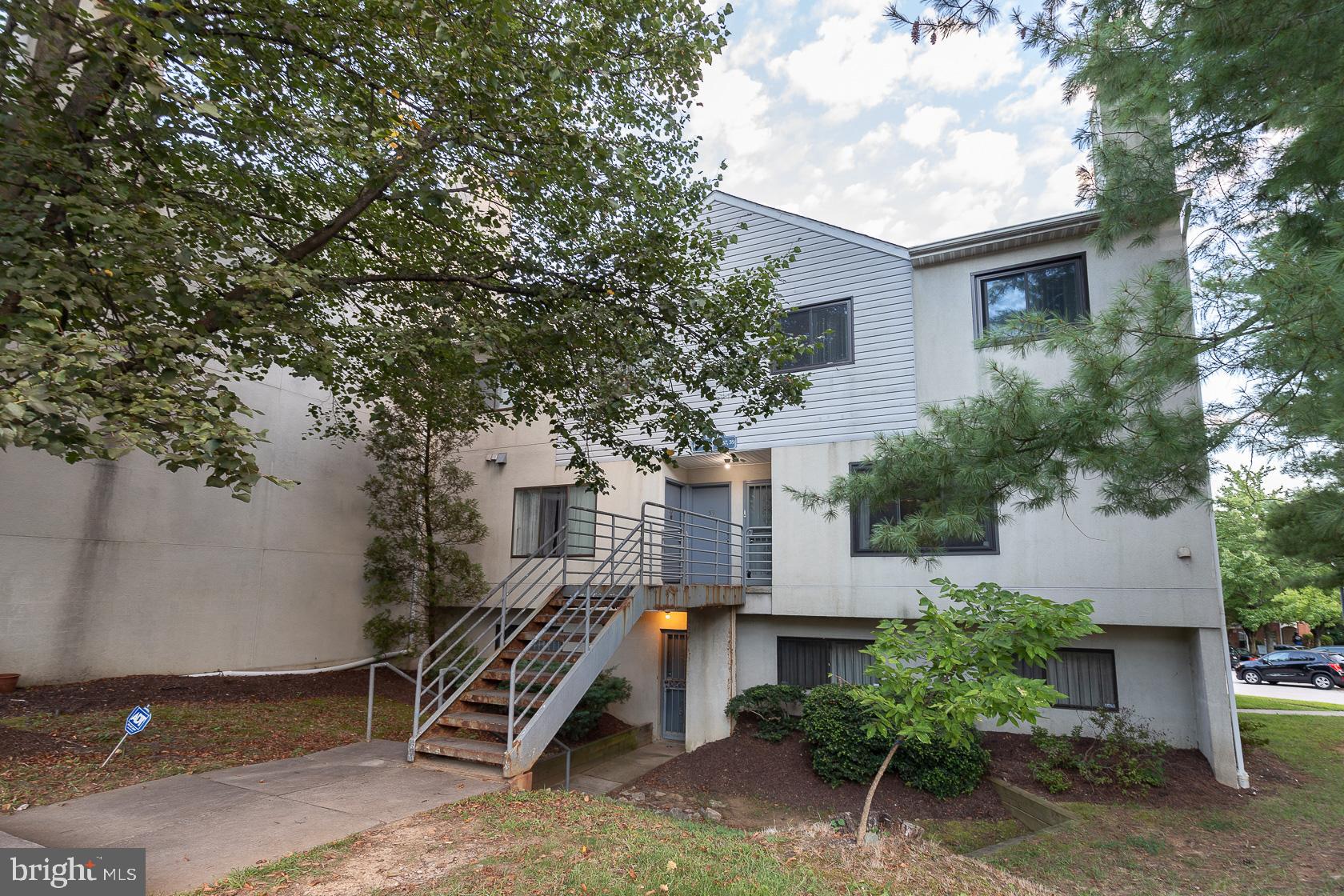 ASHLAR HILL CT. - Residential Lease