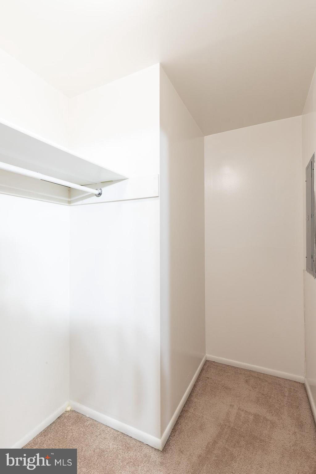 ASHLAR HILL CT. - Residential Lease