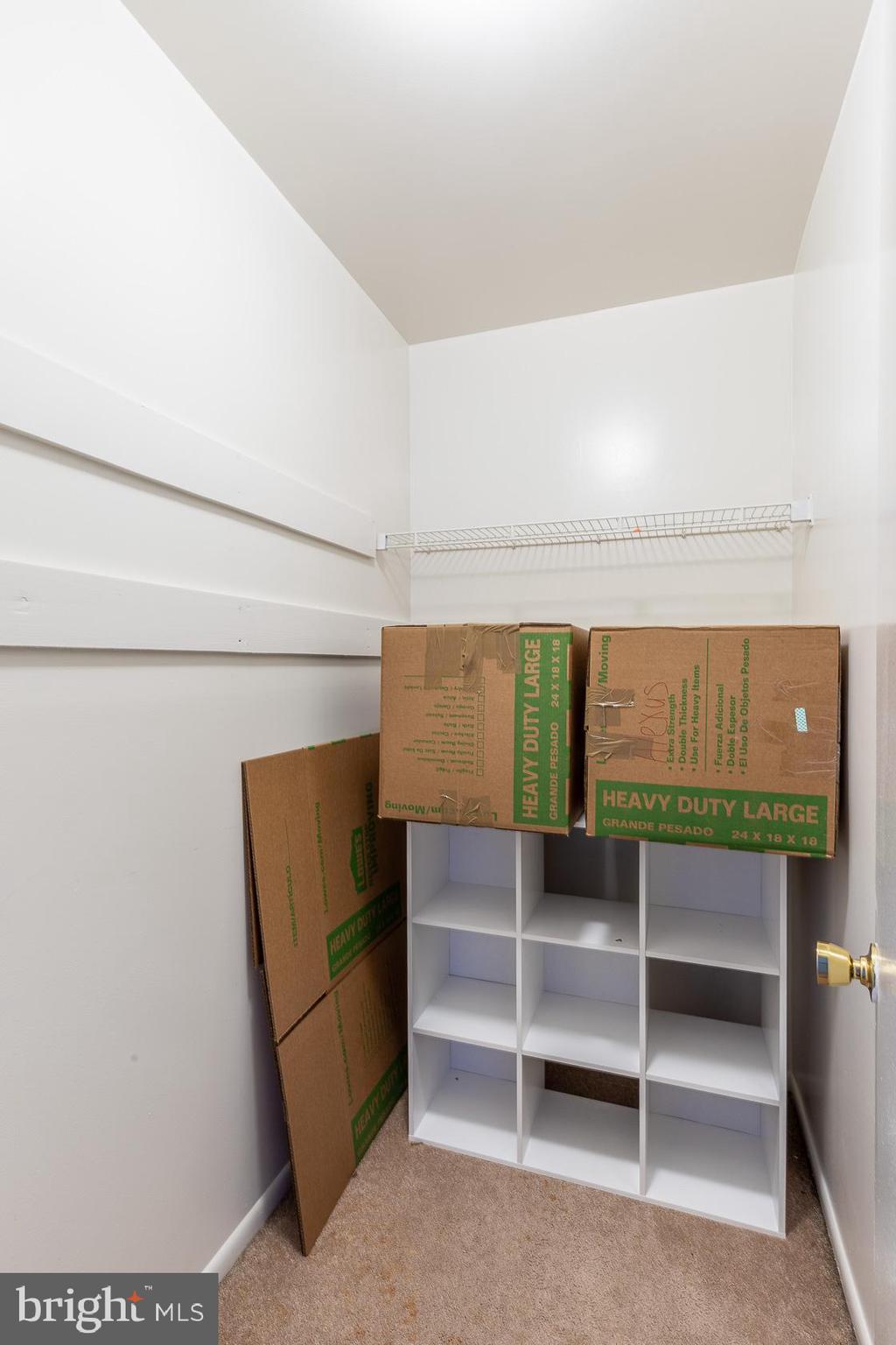 ASHLAR HILL CT. - Residential Lease