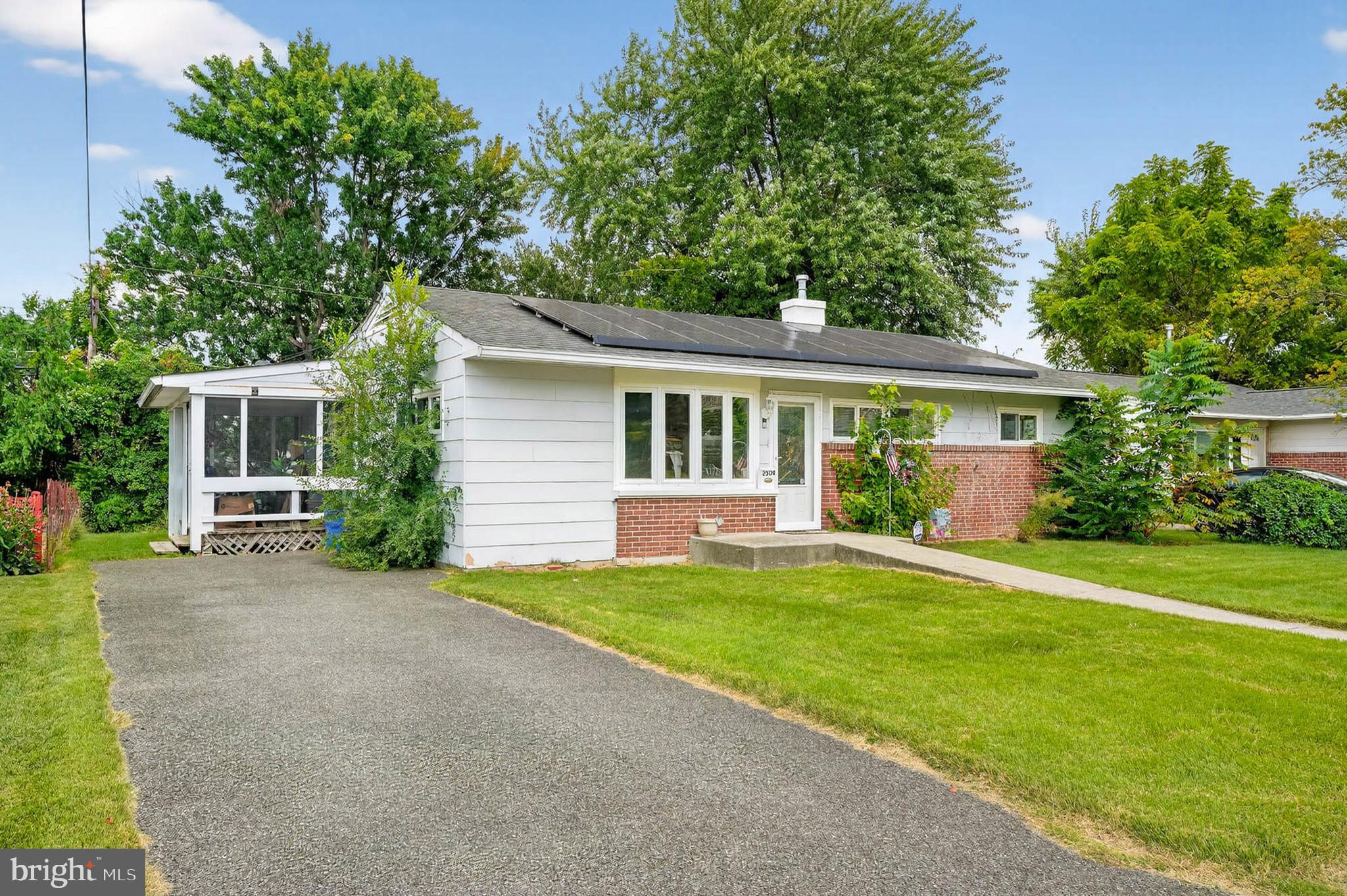 2504 EDGEWOOD AVENUE