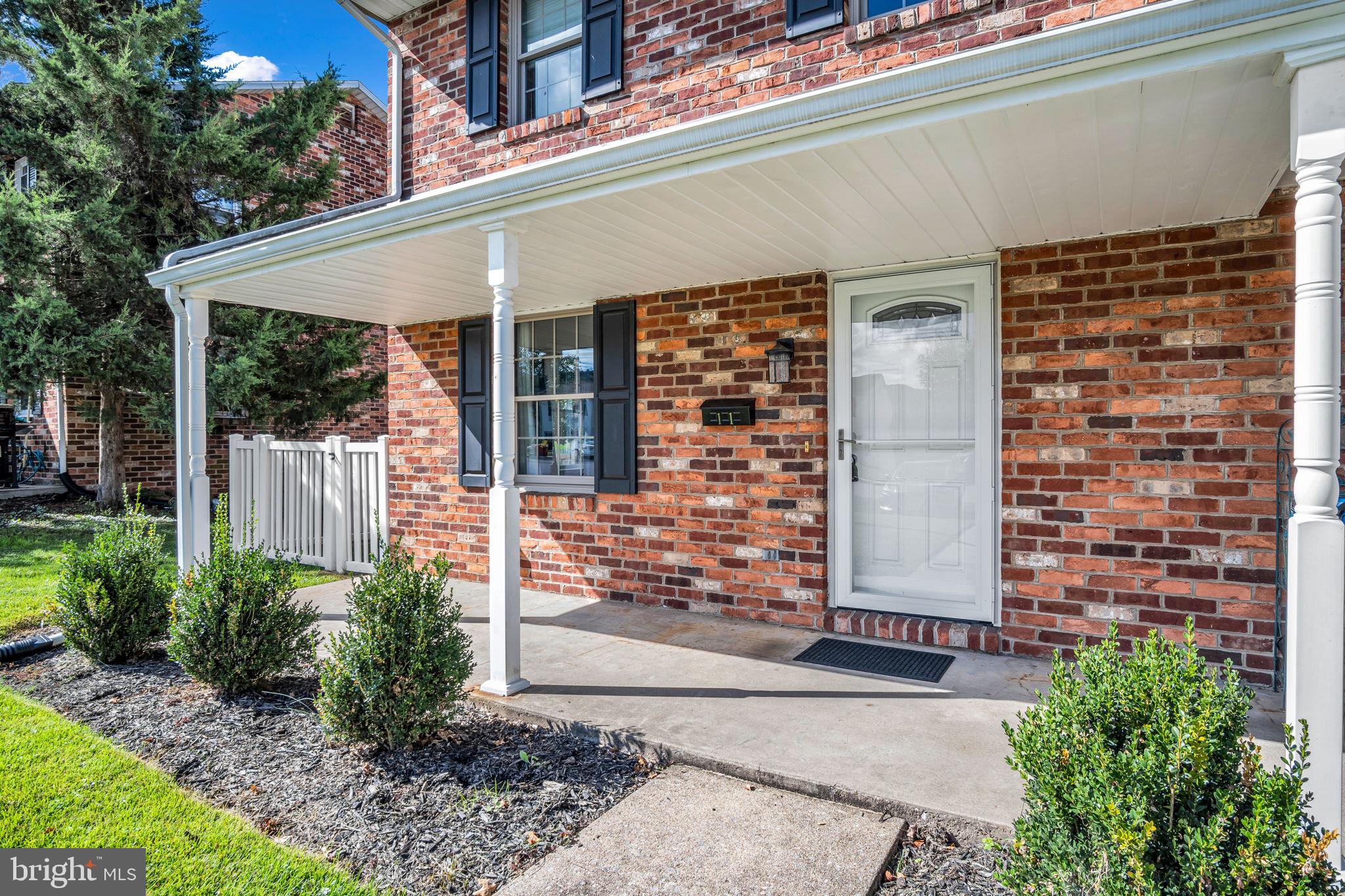 11 S TRINE AVENUE