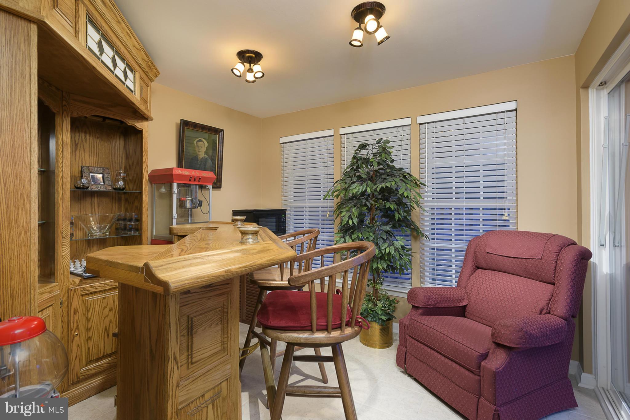 CROFTON MANOR - Residential