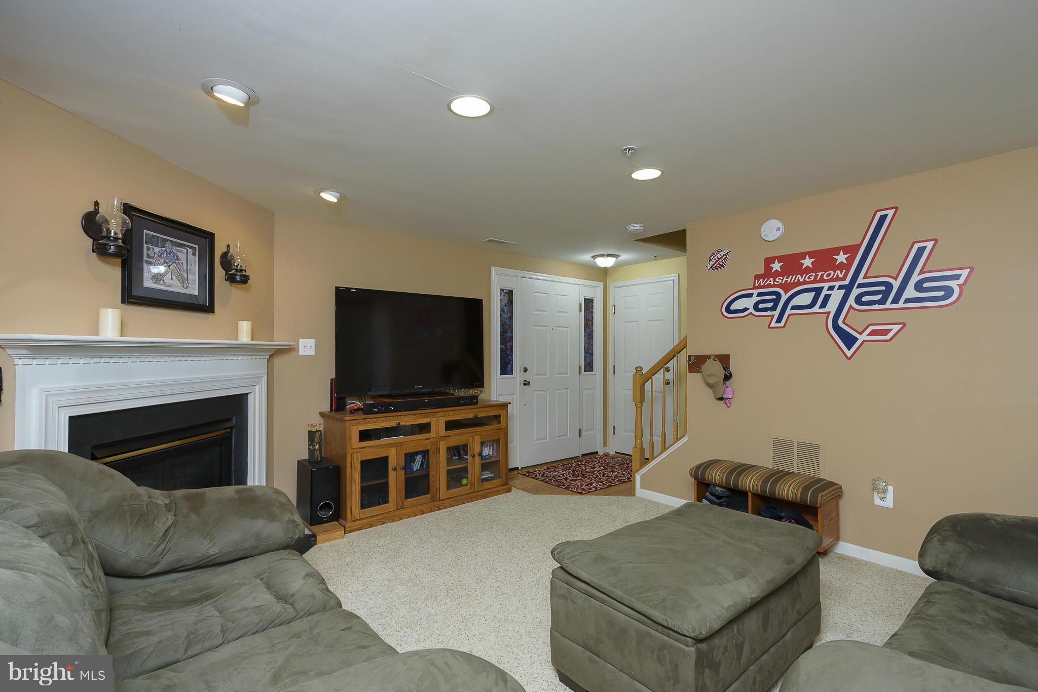 CROFTON MANOR - Residential