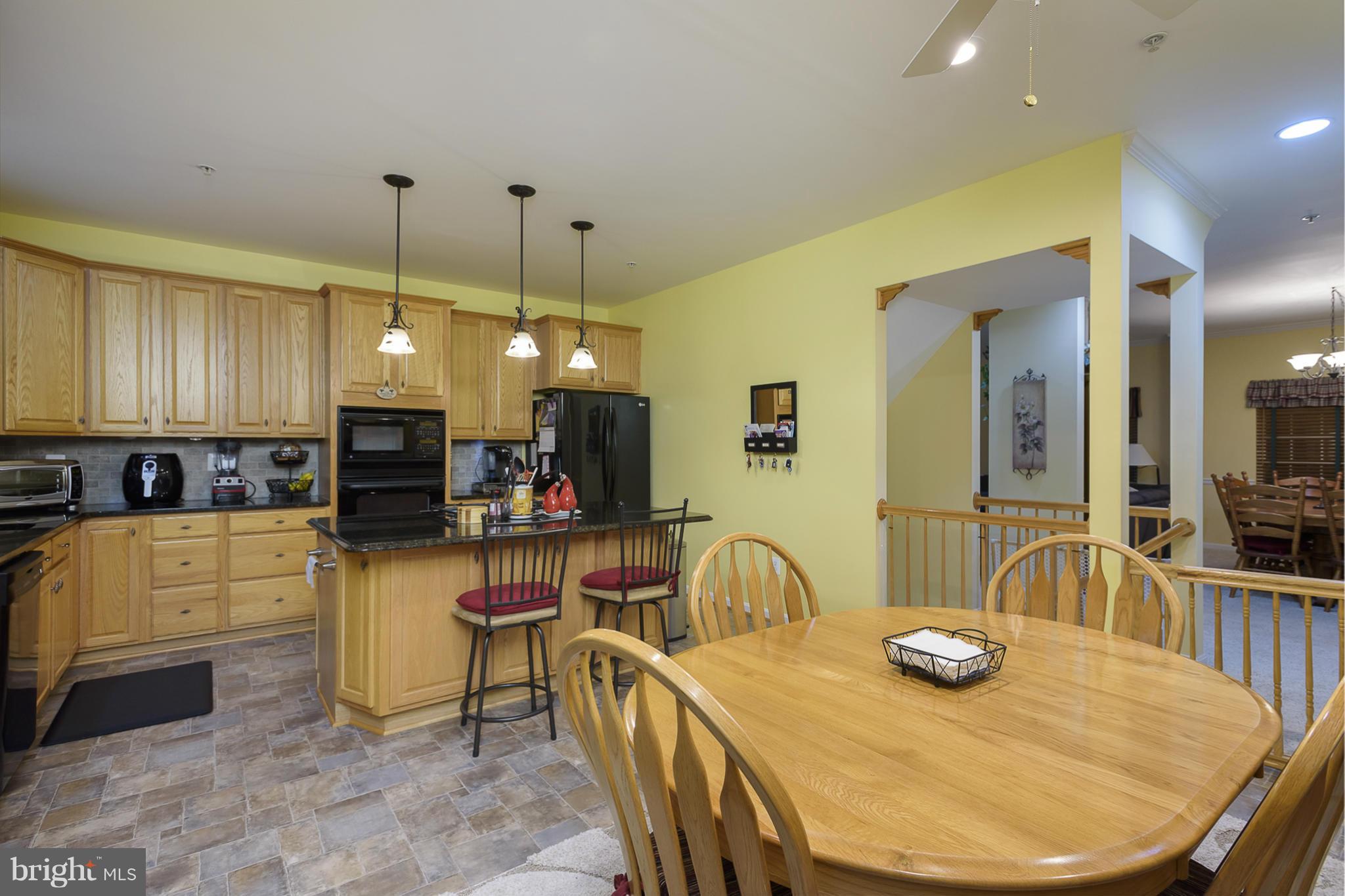 CROFTON MANOR - Residential