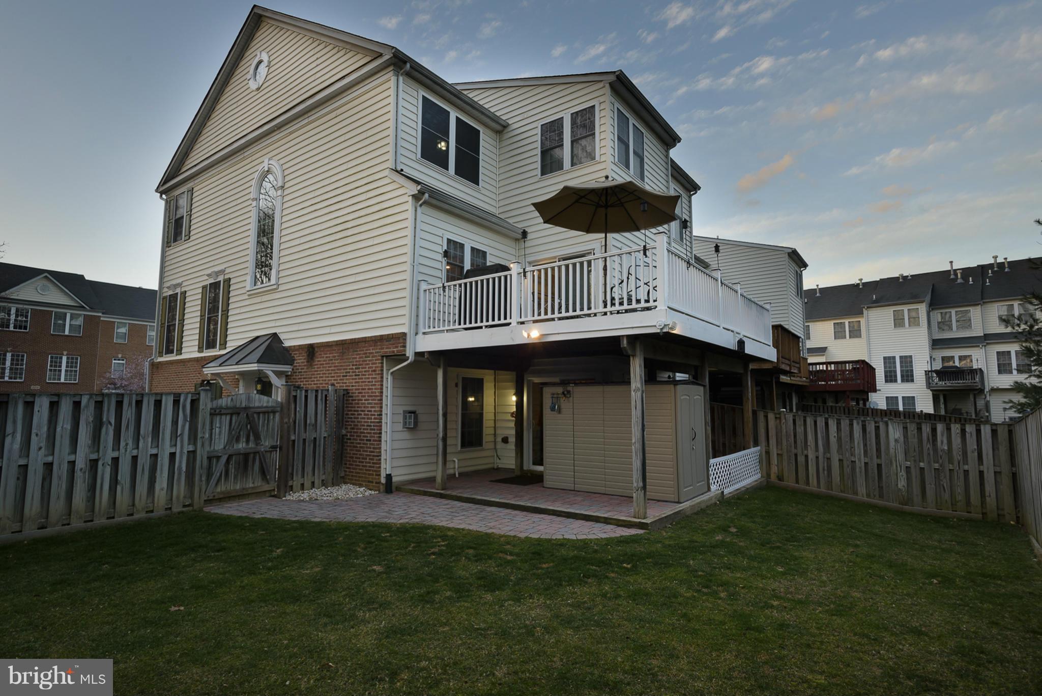 CROFTON MANOR - Residential