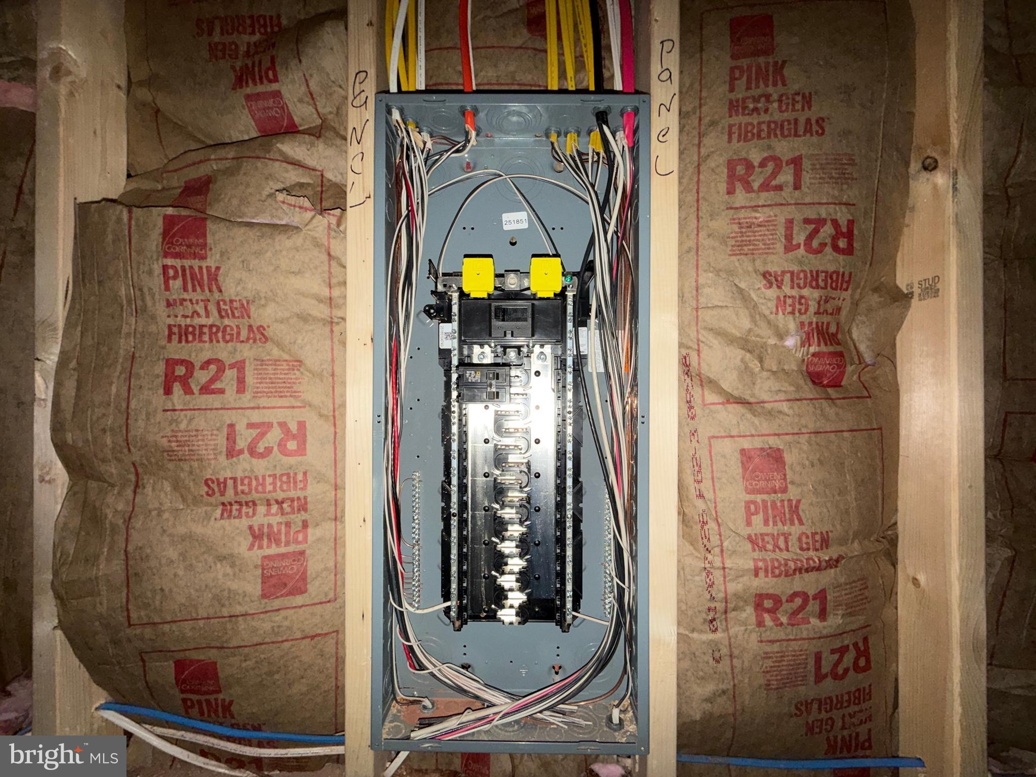 BROADWAY EAST - Residential