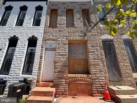 Townhouse For Sale - 1523 N Patterson Park Avenue<br/> BALTIMORE, MD 21213