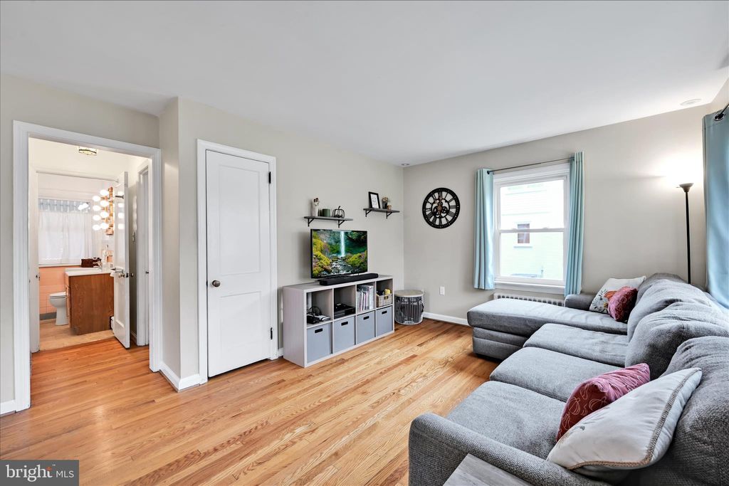 Photo of 966 Skyline Drive, LANCASTER, PA 17601 (MLS # PALA2079598)