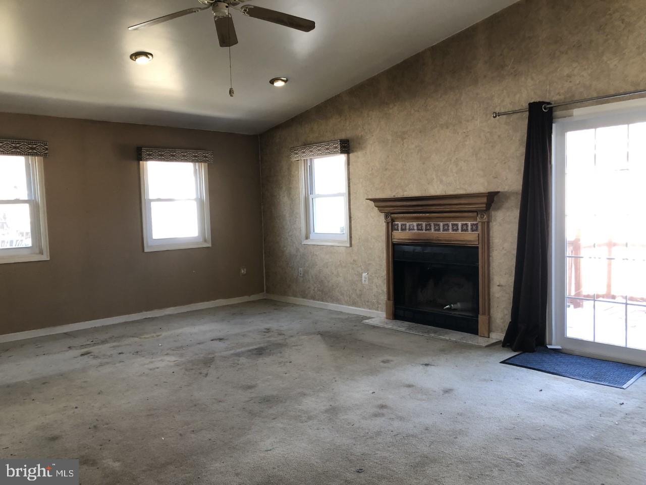 ROCKCREST - Residential