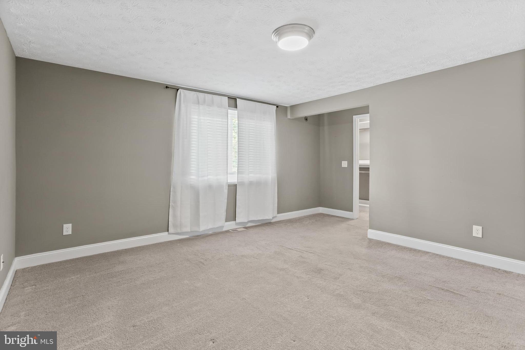 GOLDENTREE - Residential