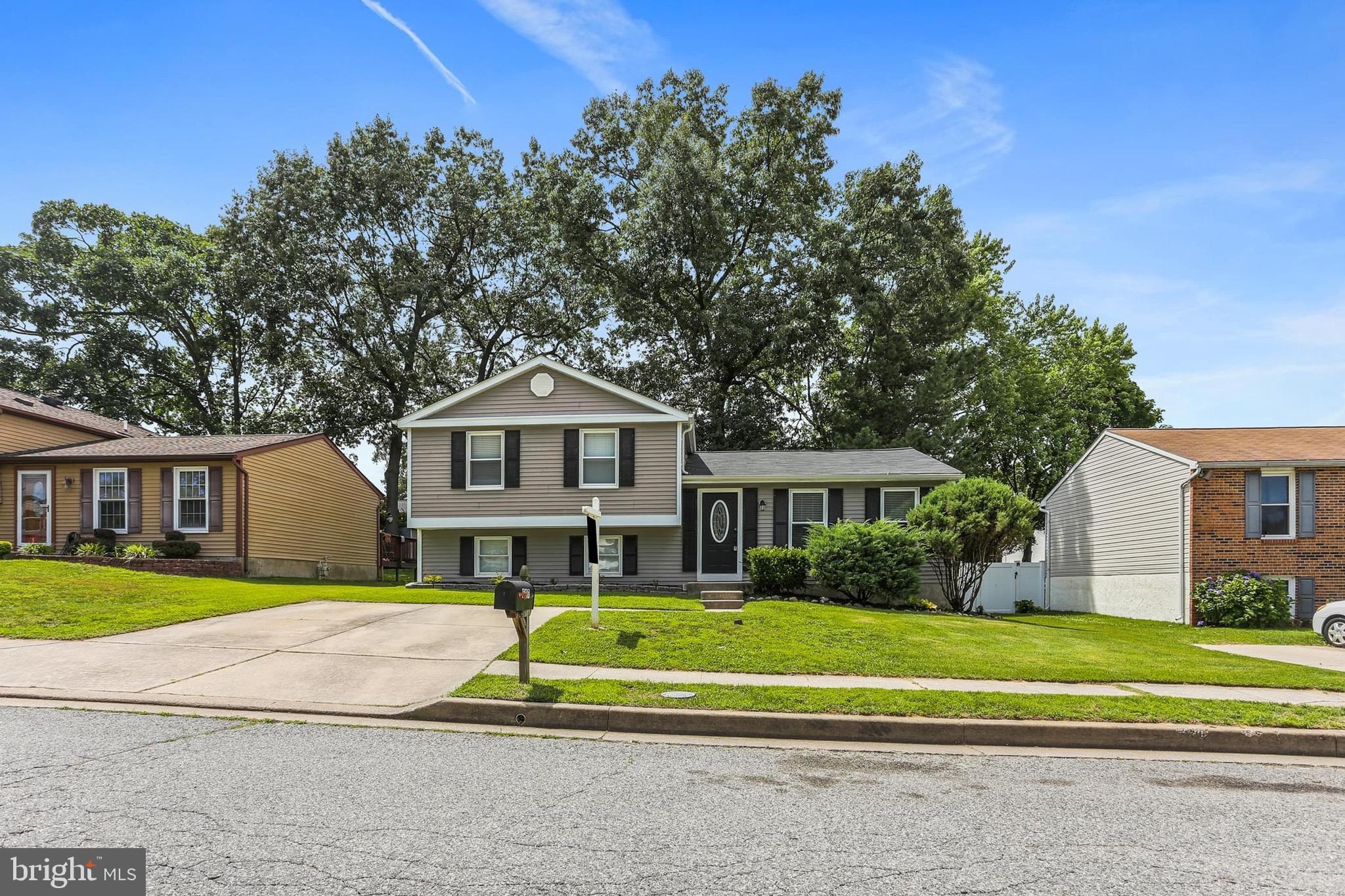 GOLDENTREE - Residential