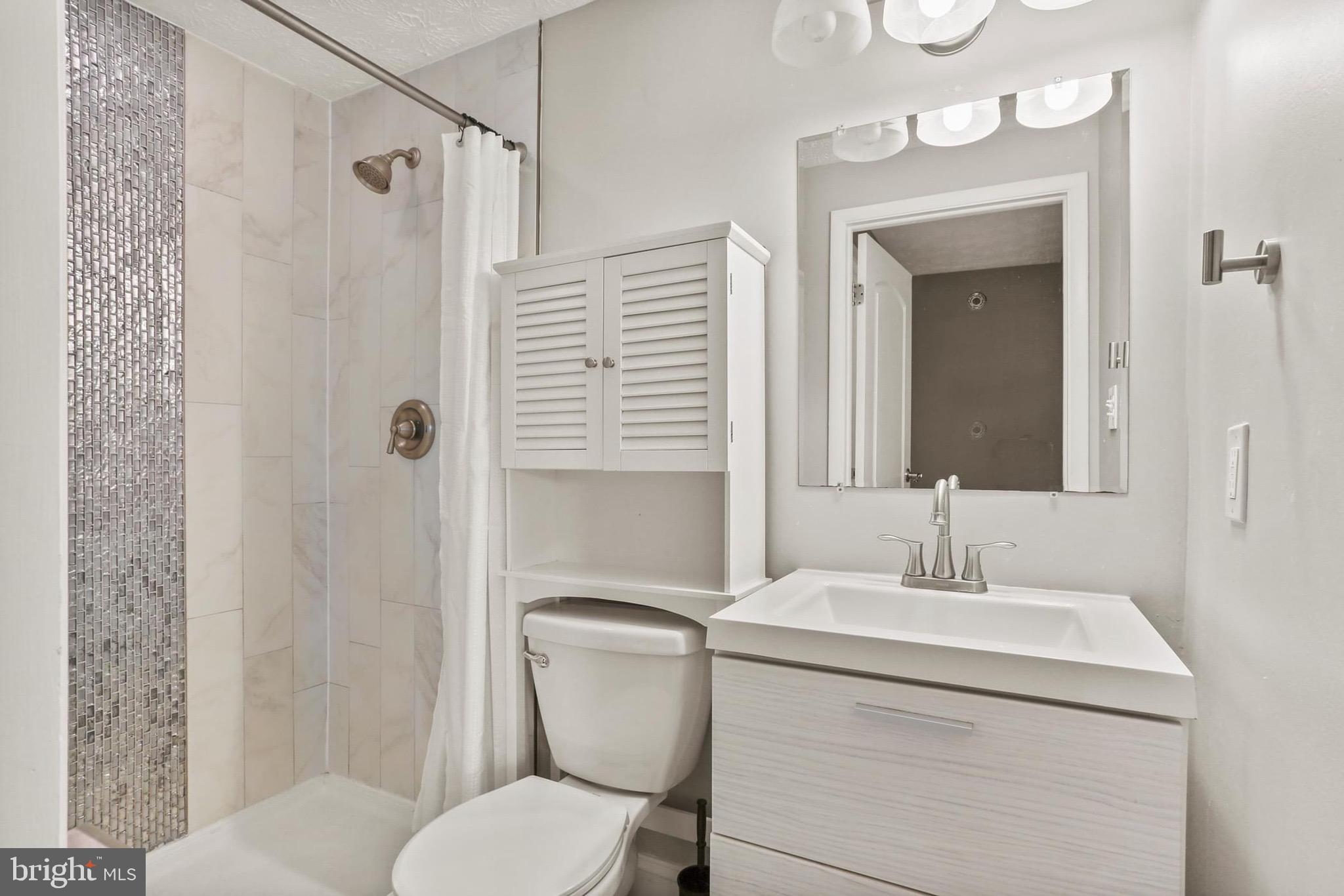 GOLDENTREE - Residential