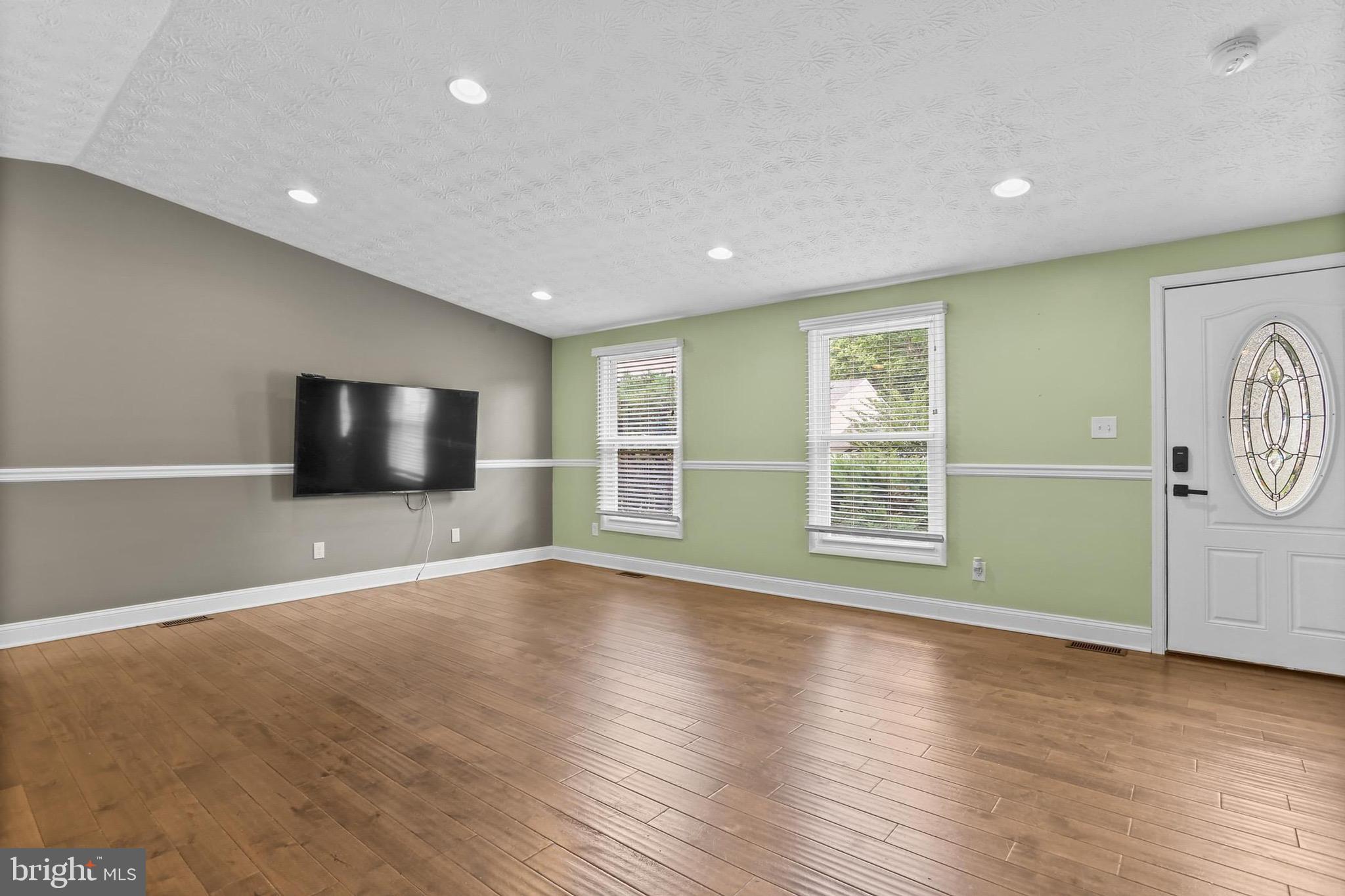 GOLDENTREE - Residential