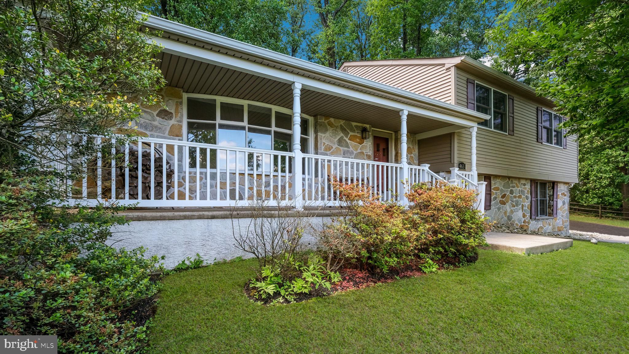 463 LEAH DRIVE