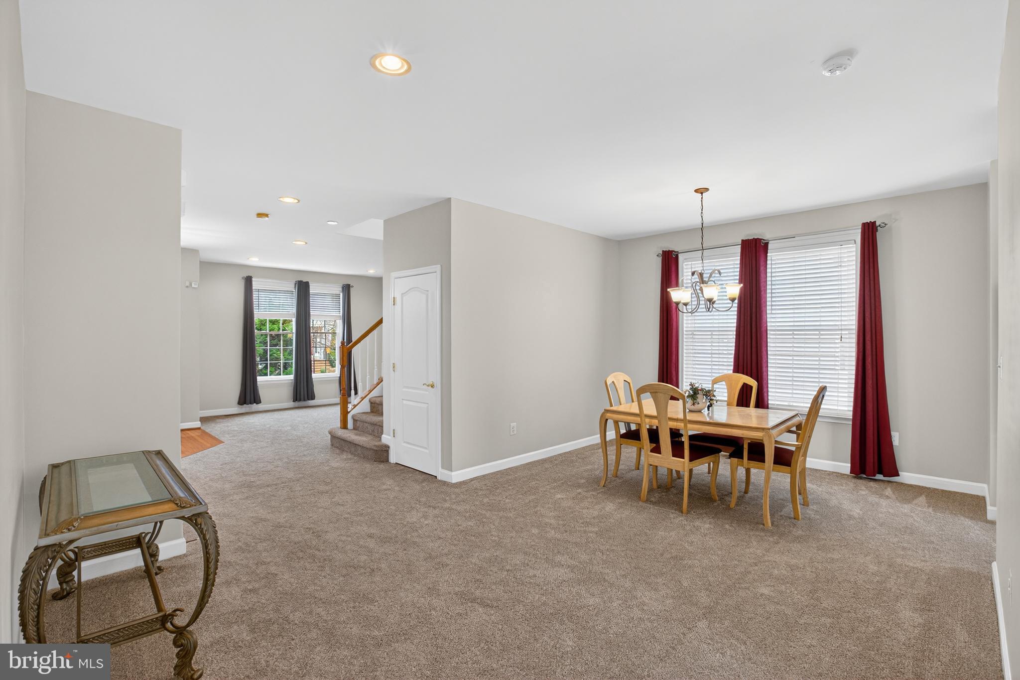 9463 BILTMORE STREET