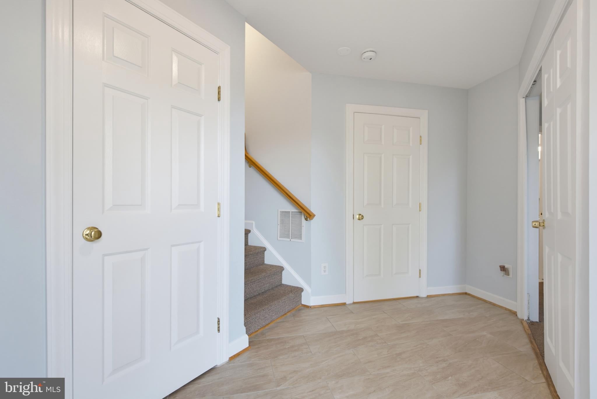 5822 PEARSON LANE