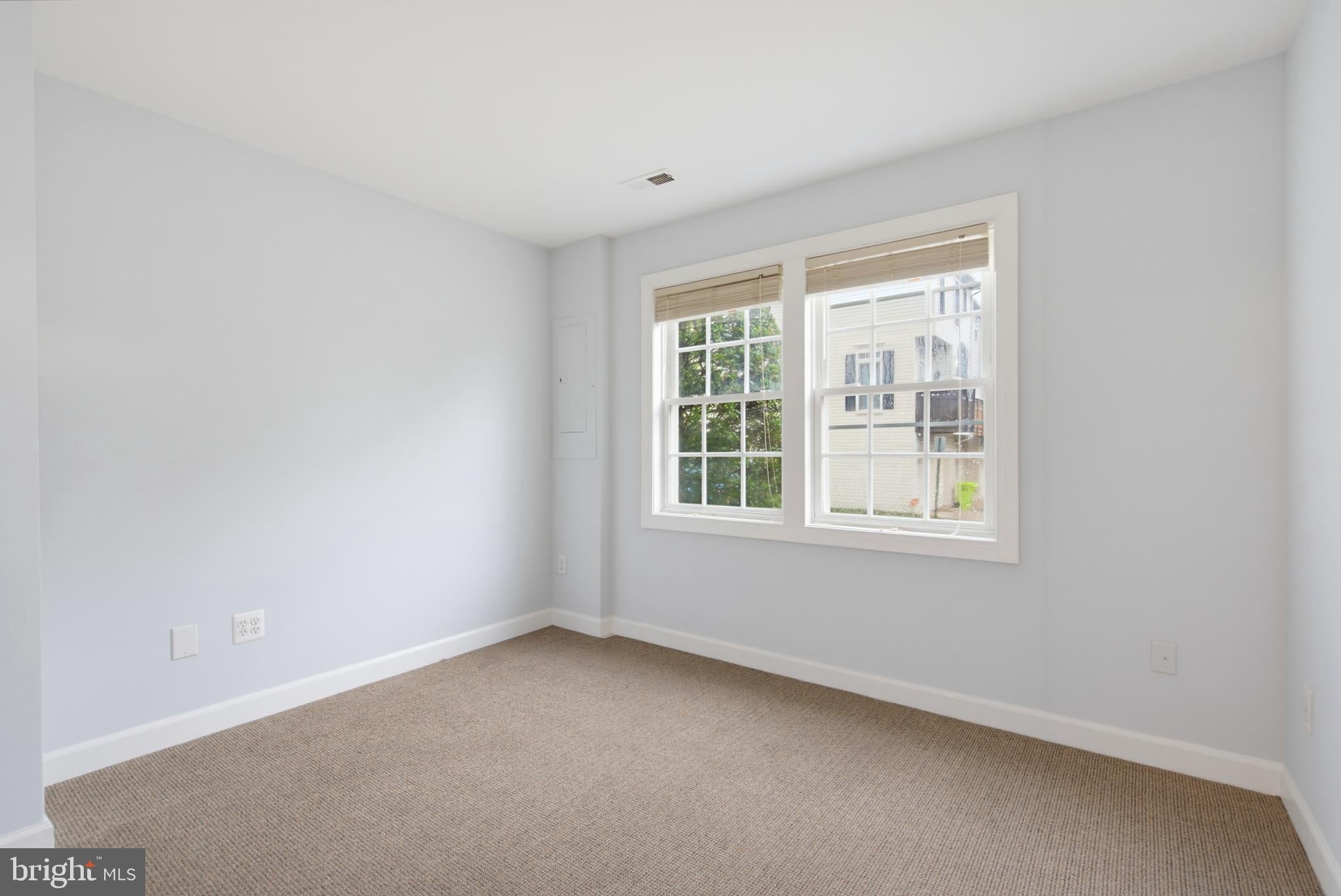 5822 PEARSON LANE