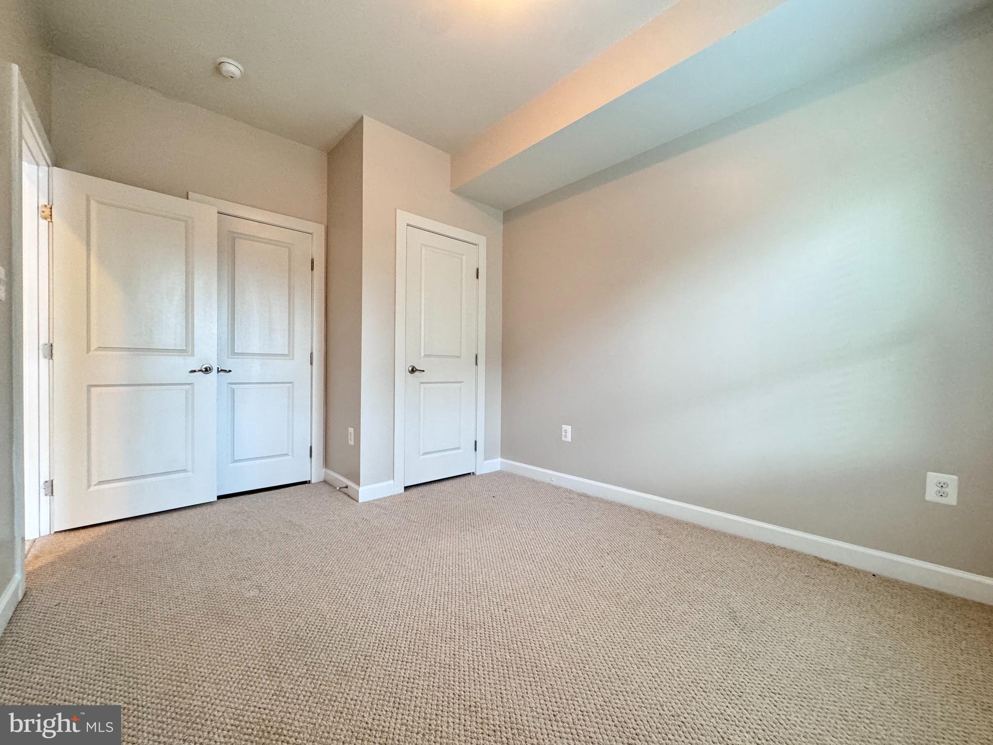 ONE LOUDOUN - Residential Lease