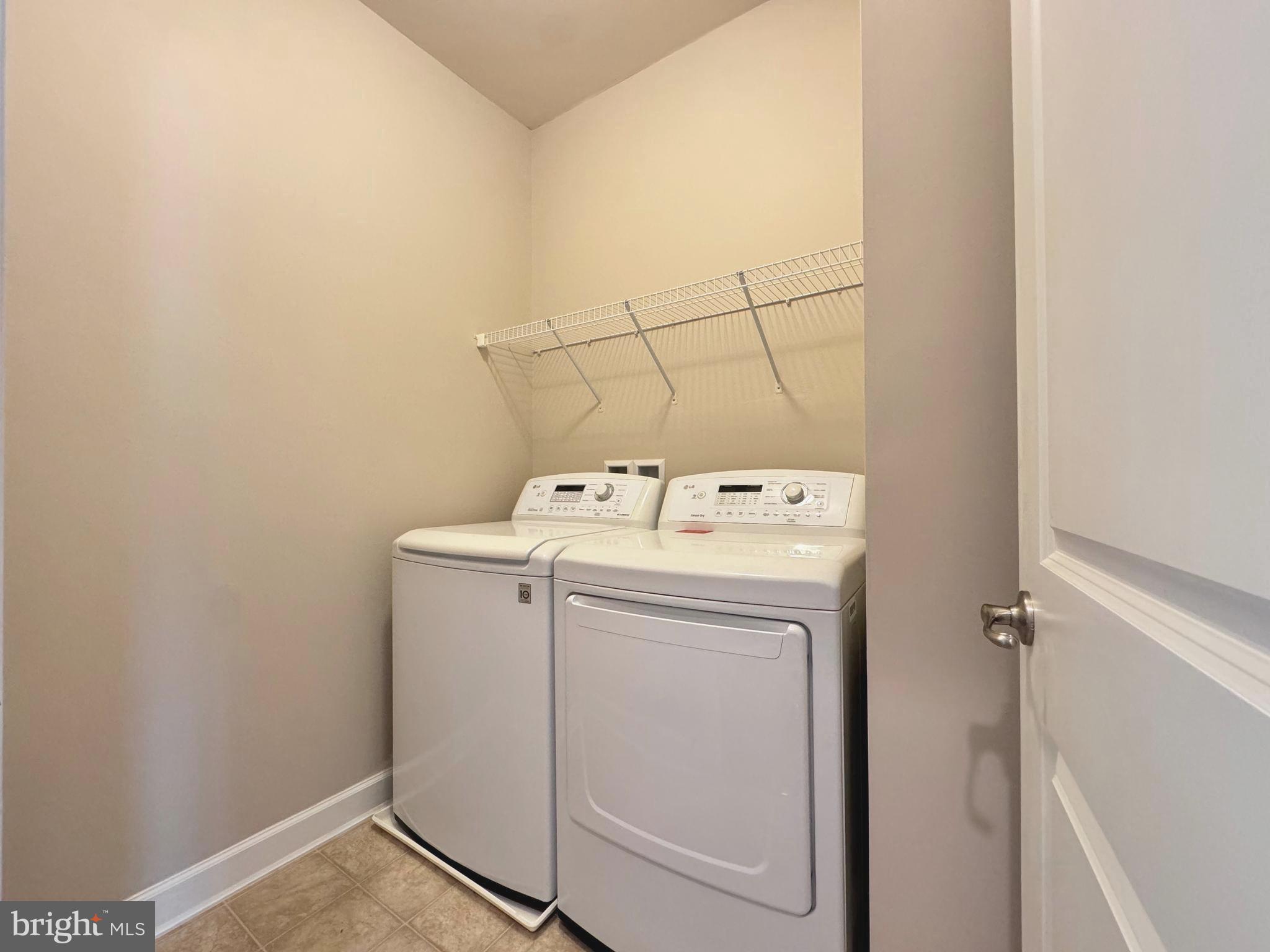 ONE LOUDOUN - Residential Lease