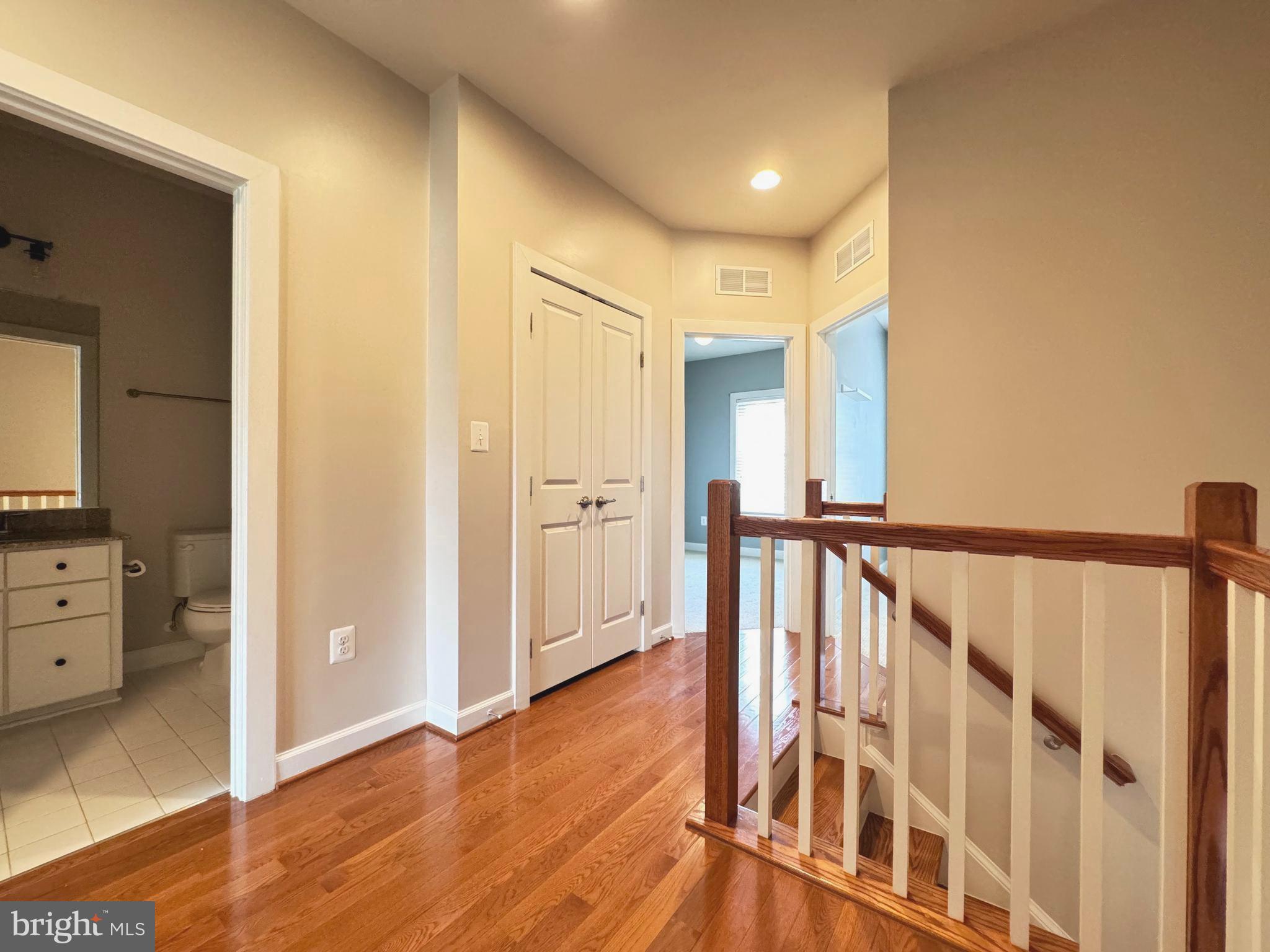 ONE LOUDOUN - Residential Lease