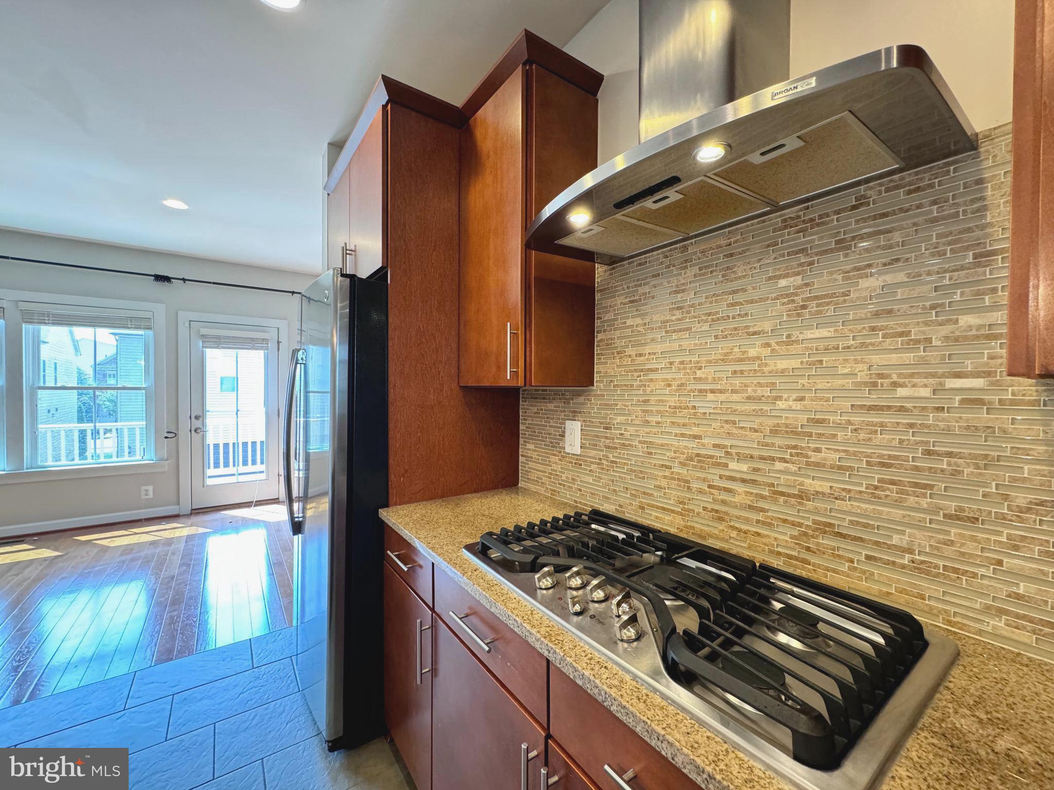 ONE LOUDOUN - Residential Lease