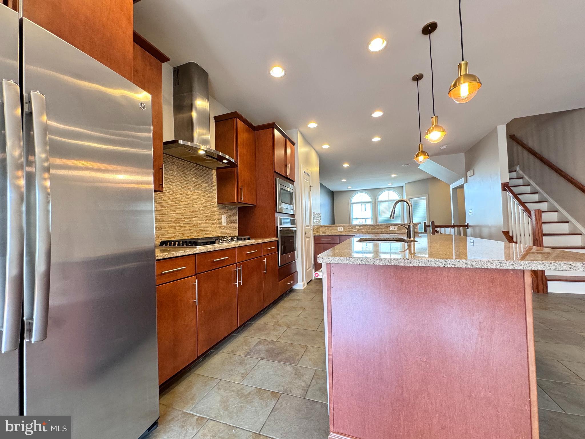 ONE LOUDOUN - Residential Lease