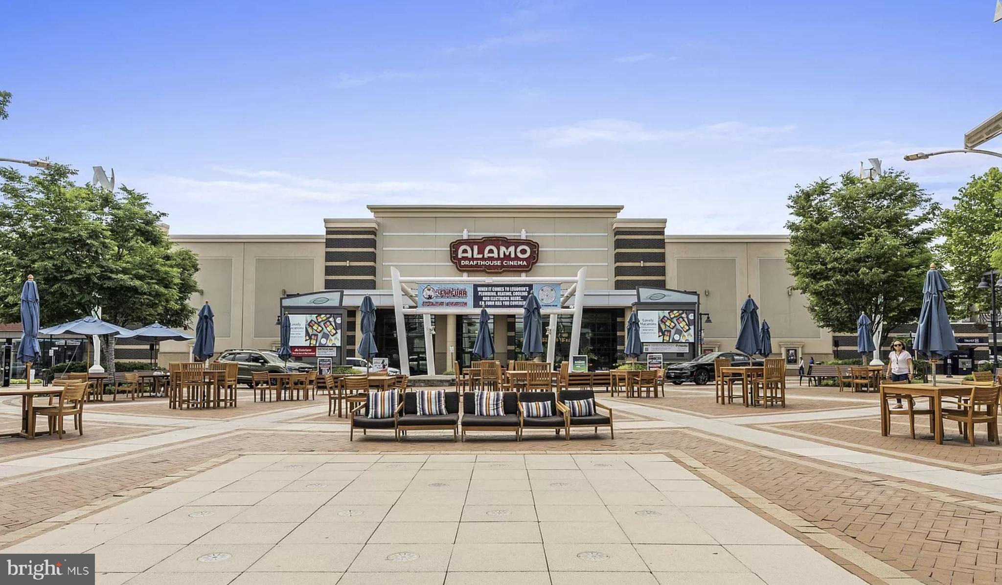 ONE LOUDOUN - Residential Lease