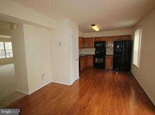 VILLAGE OF LONG REACH - Residential Lease