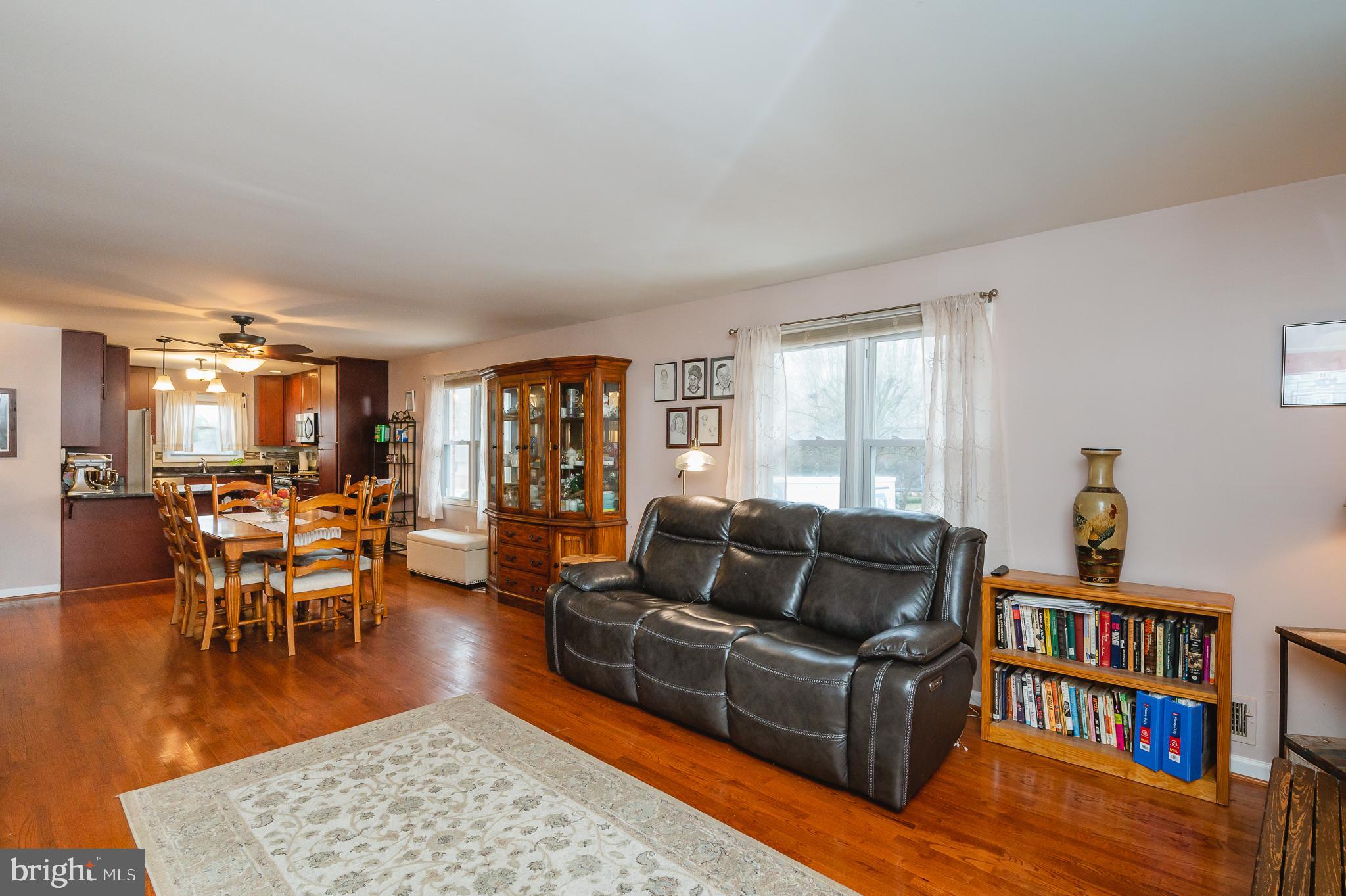 MIS-JAN ESTATES - Residential