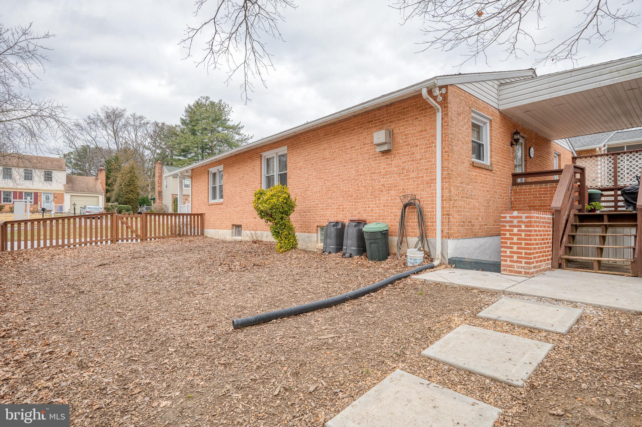 MIS-JAN ESTATES - Residential