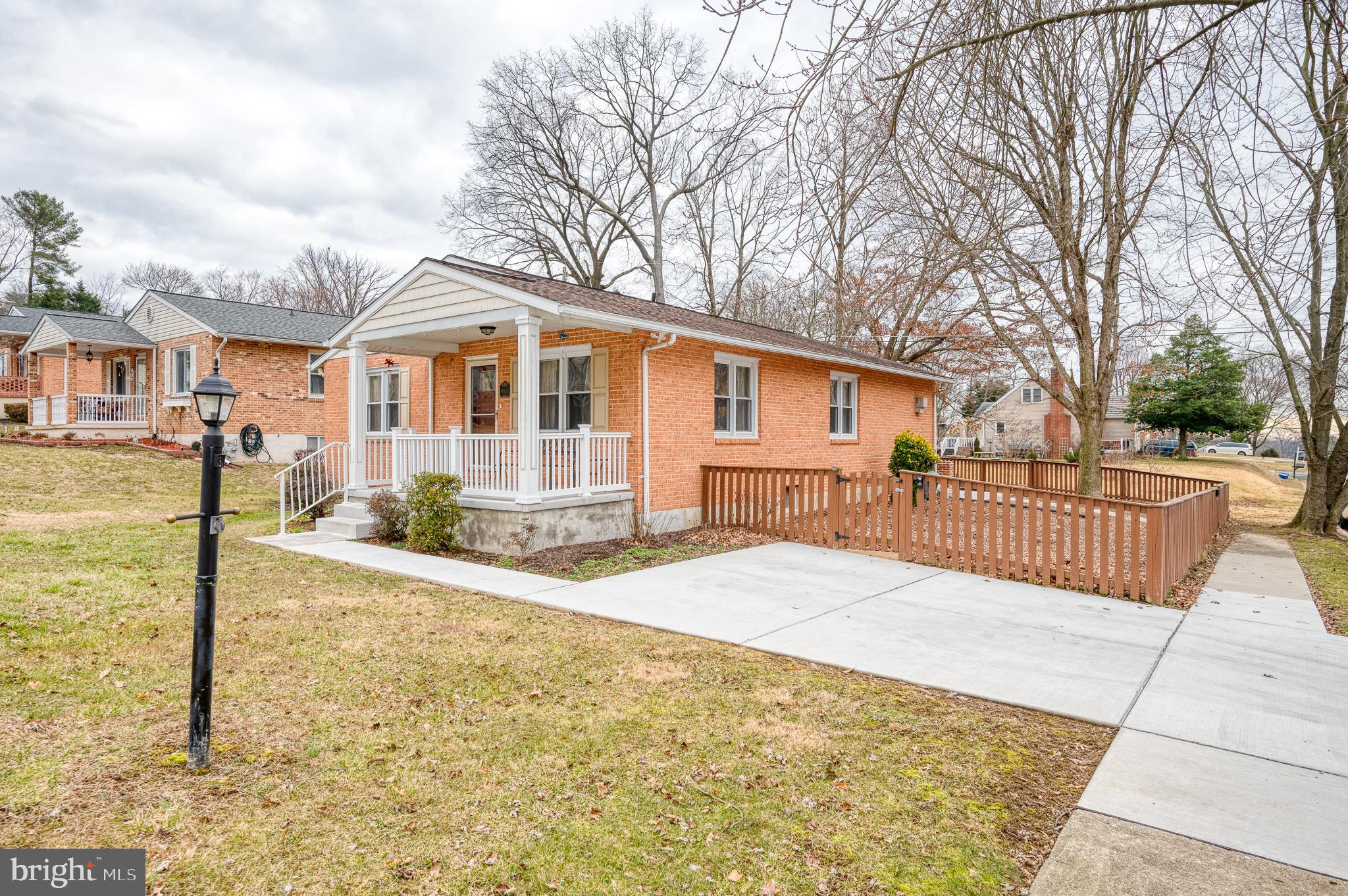 MIS-JAN ESTATES - Residential