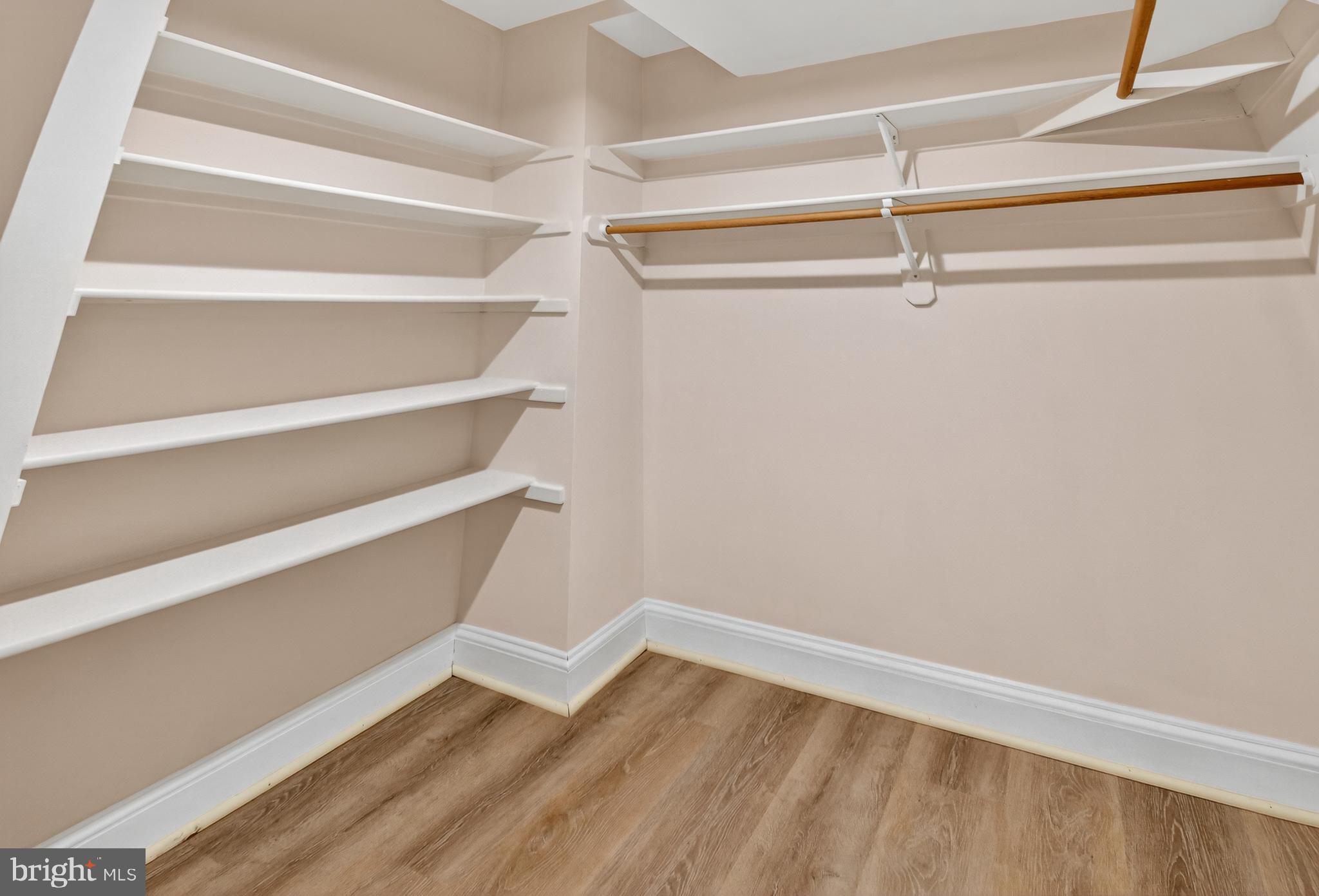 POTOMAC CREST - Residential