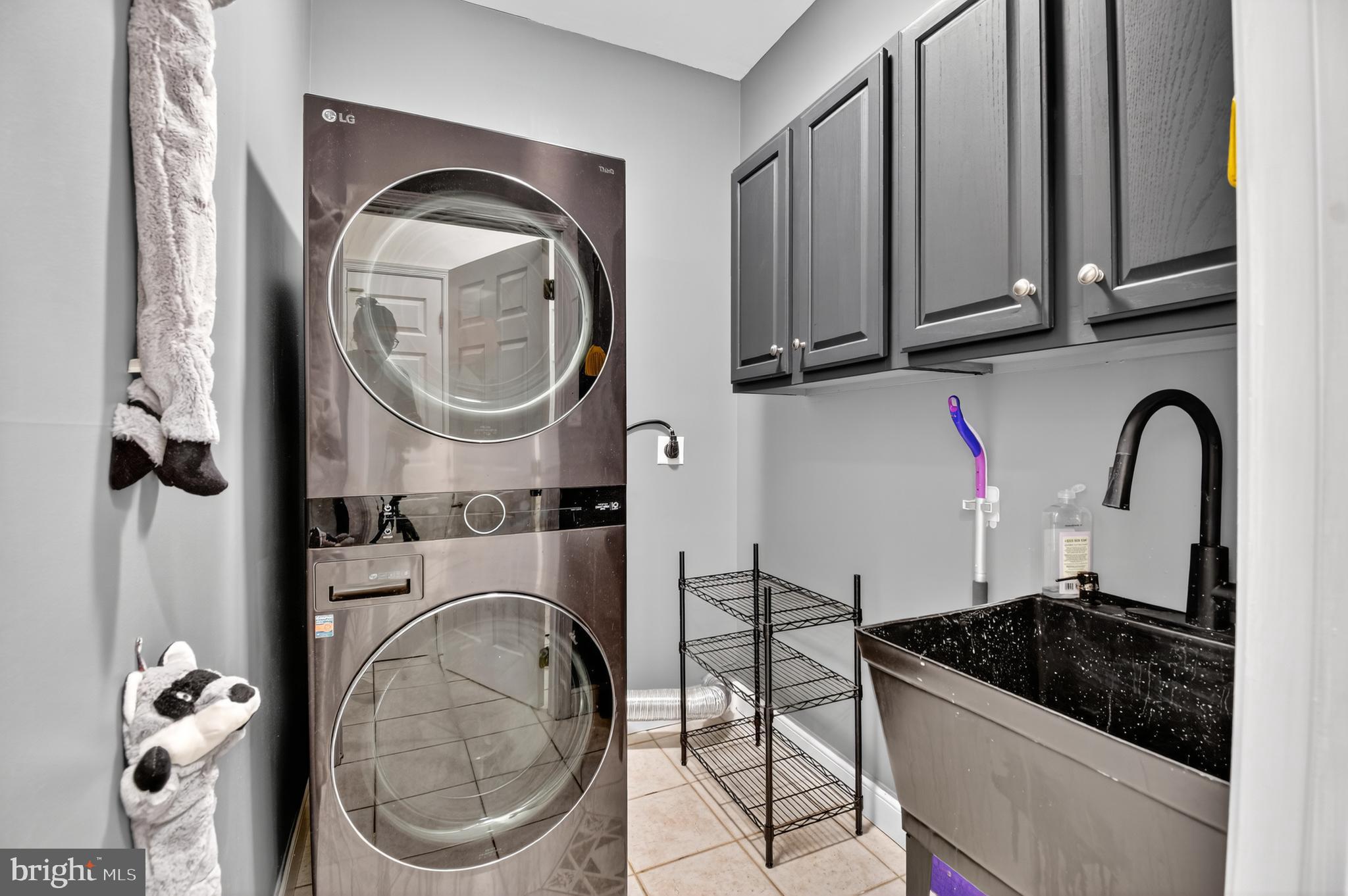 POTOMAC CREST - Residential