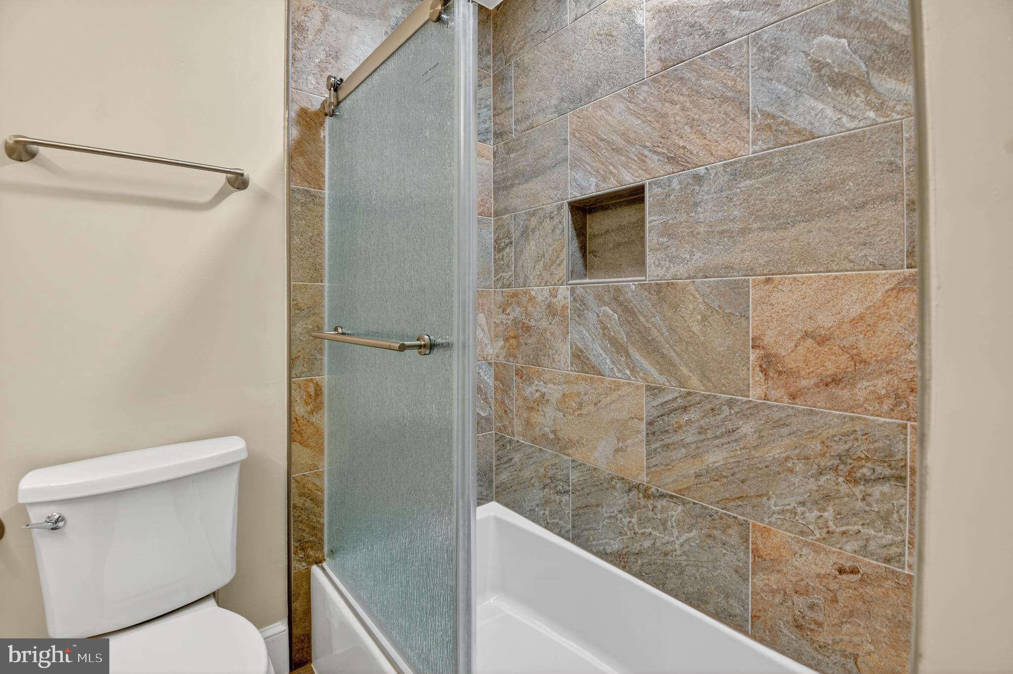 POTOMAC CREST - Residential