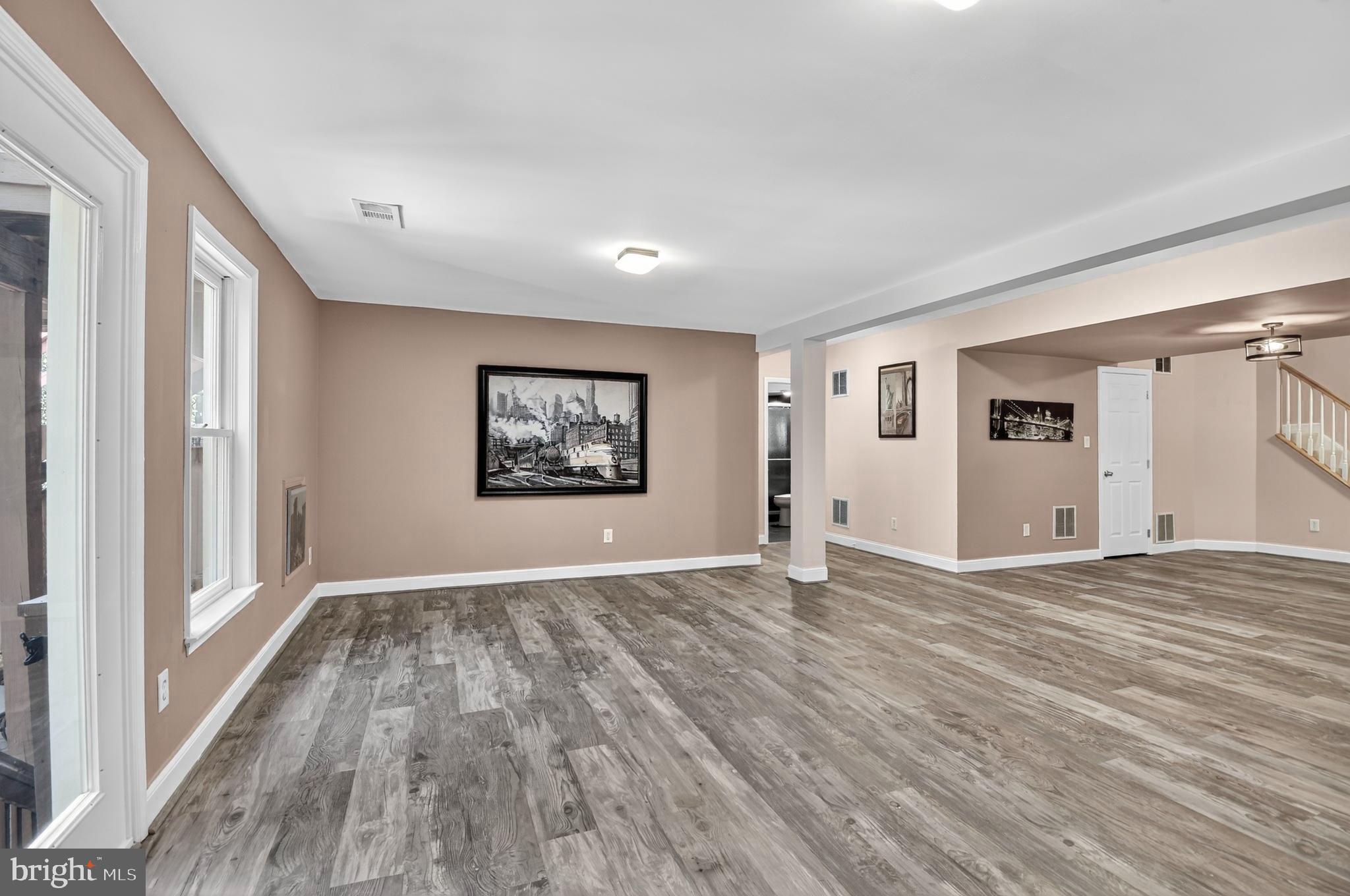 POTOMAC CREST - Residential