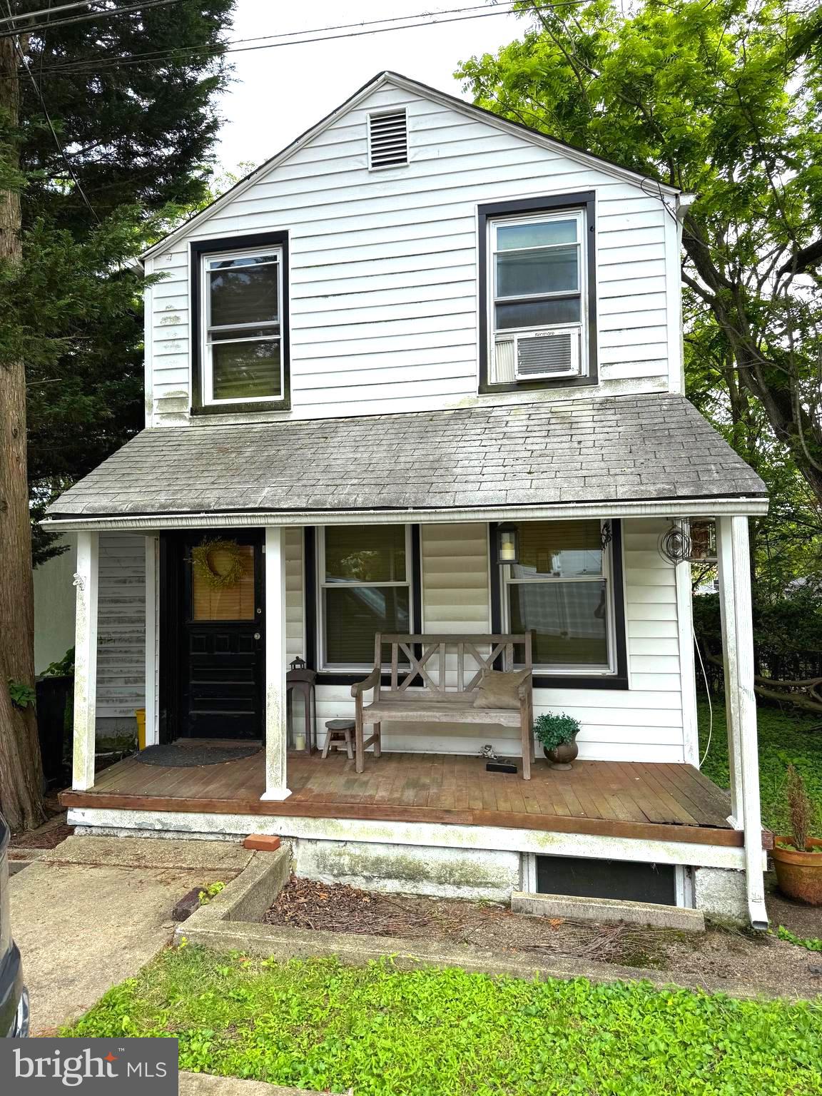 13 CRAIGIE AVENUE