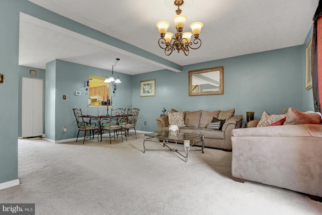 FURNACE HILLS - Residential