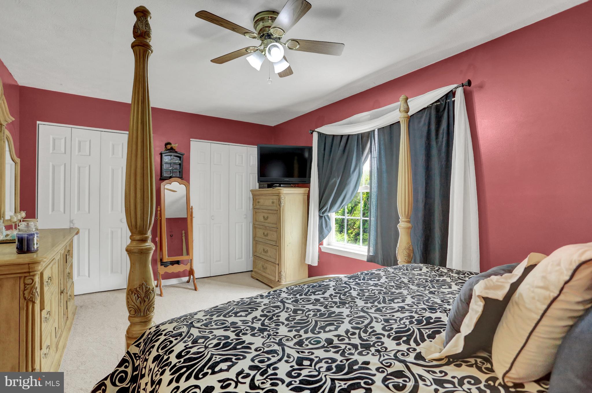 FURNACE HILLS - Residential