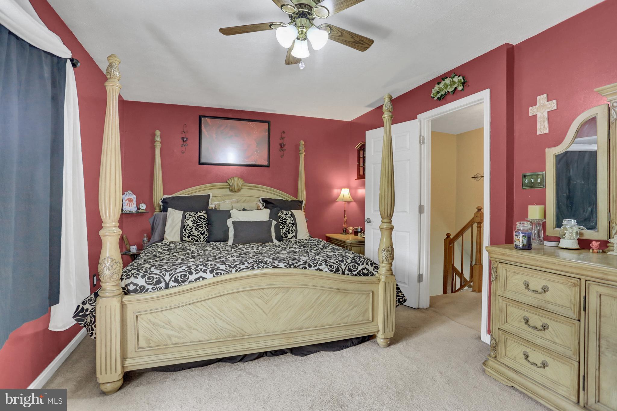 FURNACE HILLS - Residential