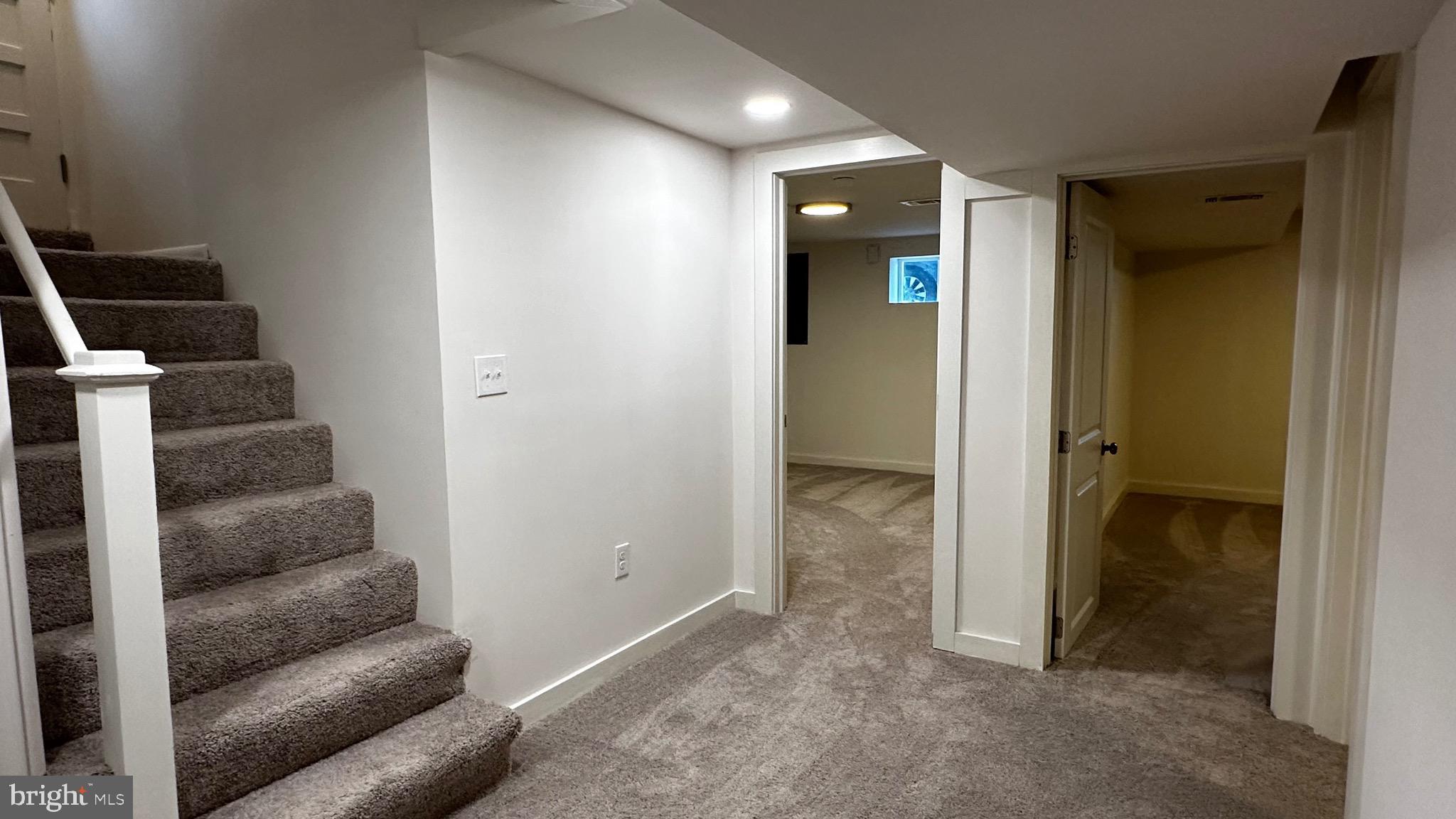 HARWOOD MANOR - Residential