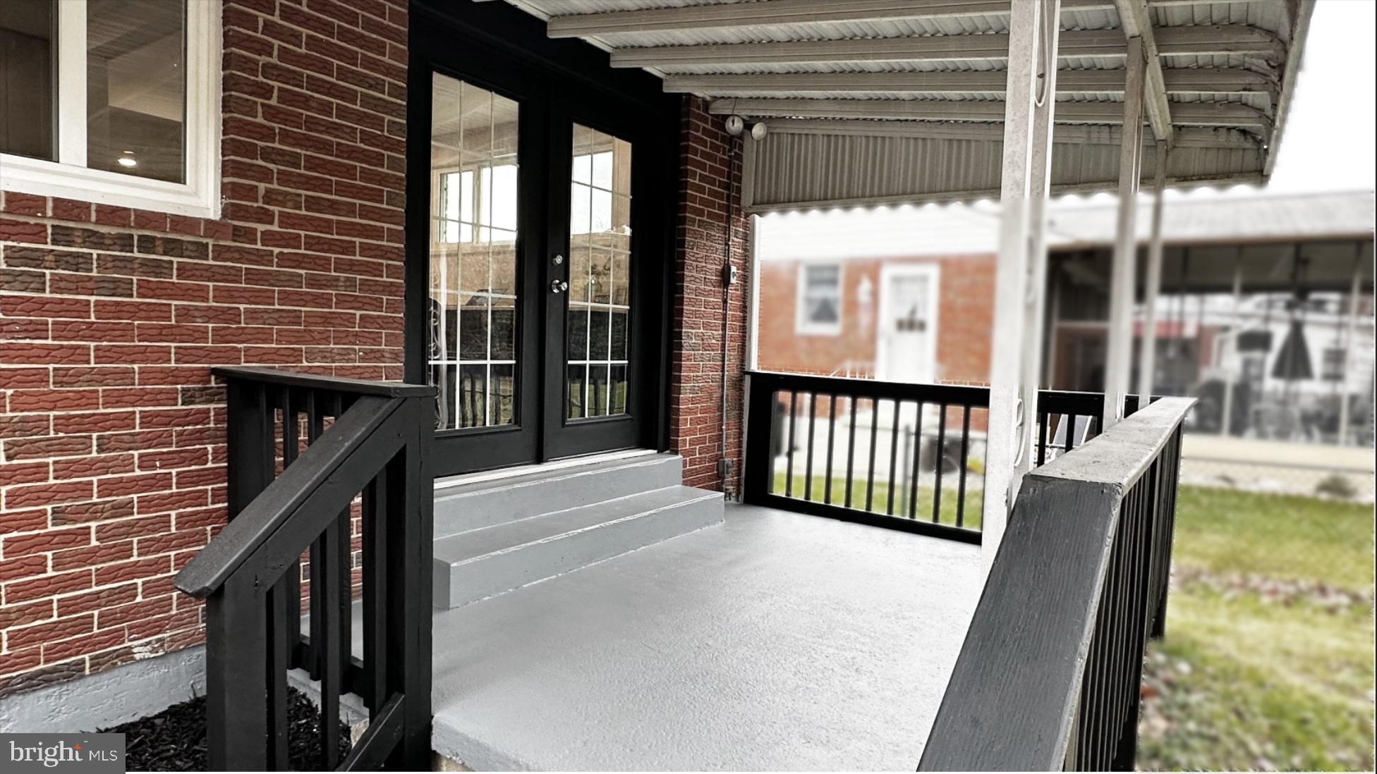 HARWOOD MANOR - Residential