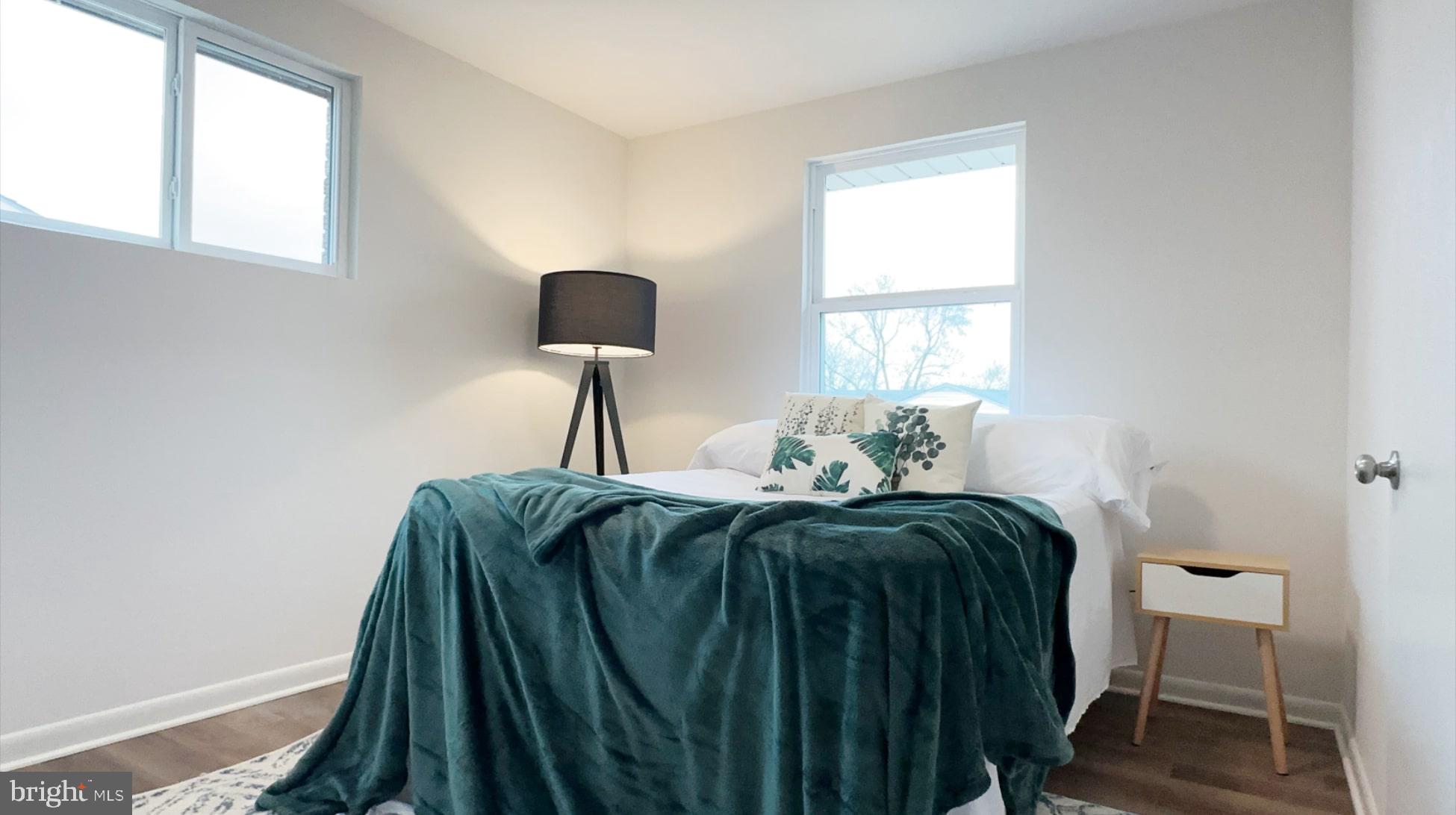 HARWOOD MANOR - Residential