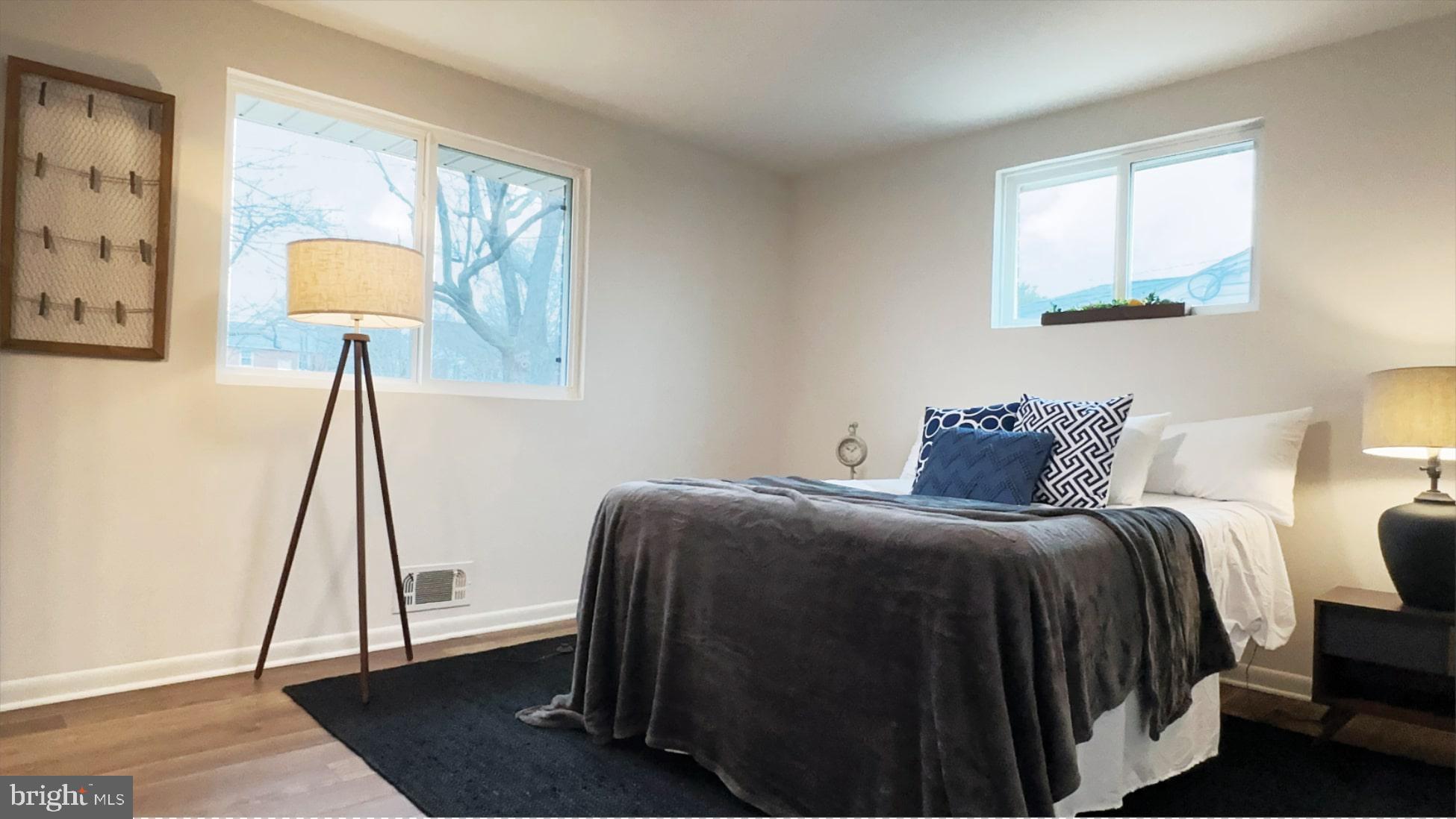 HARWOOD MANOR - Residential