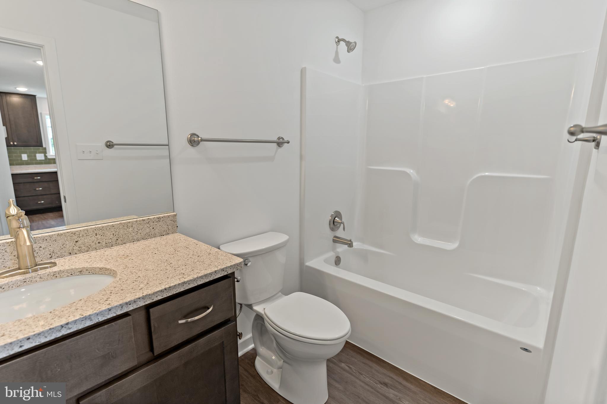 CARDINAL POINTE - Residential