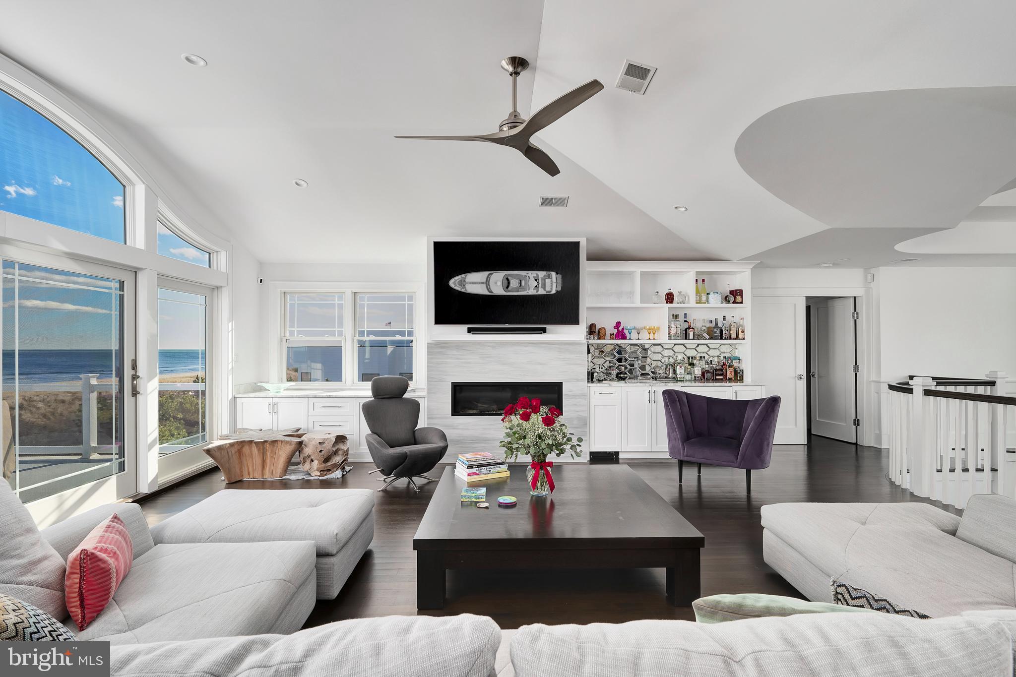 17-C LONG BEACH BOULEVARD