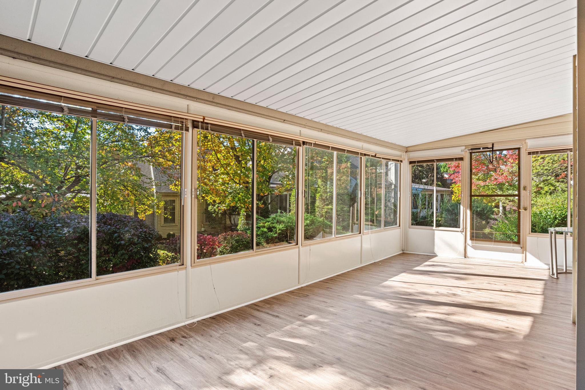 CAMBRIDGE COMMONS - Residential