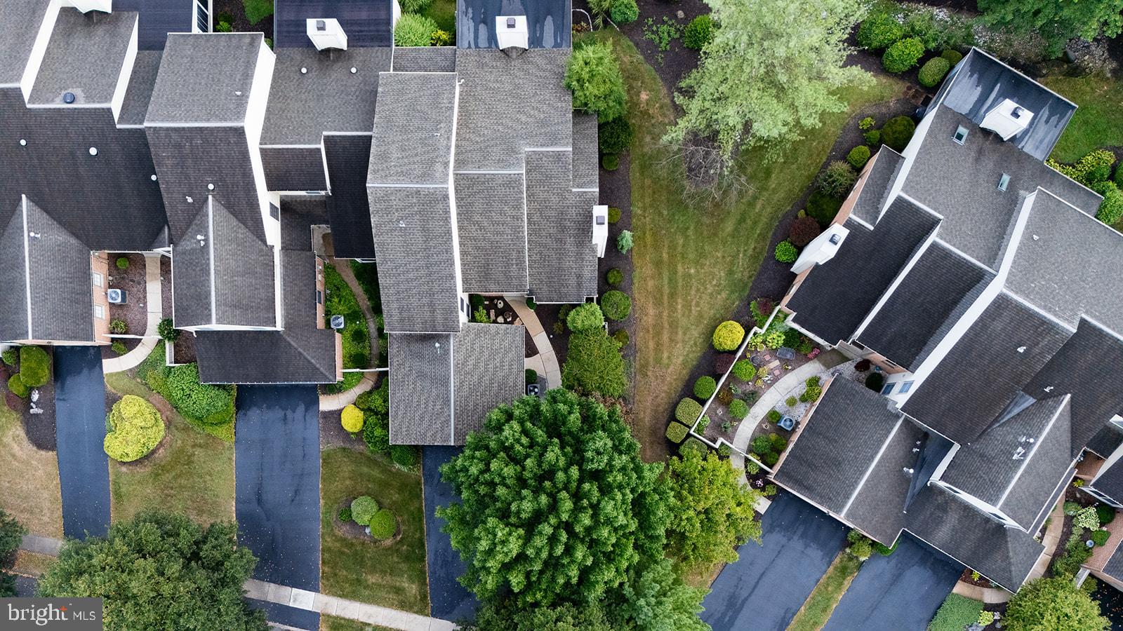 CAMBRIDGE COMMONS - Residential