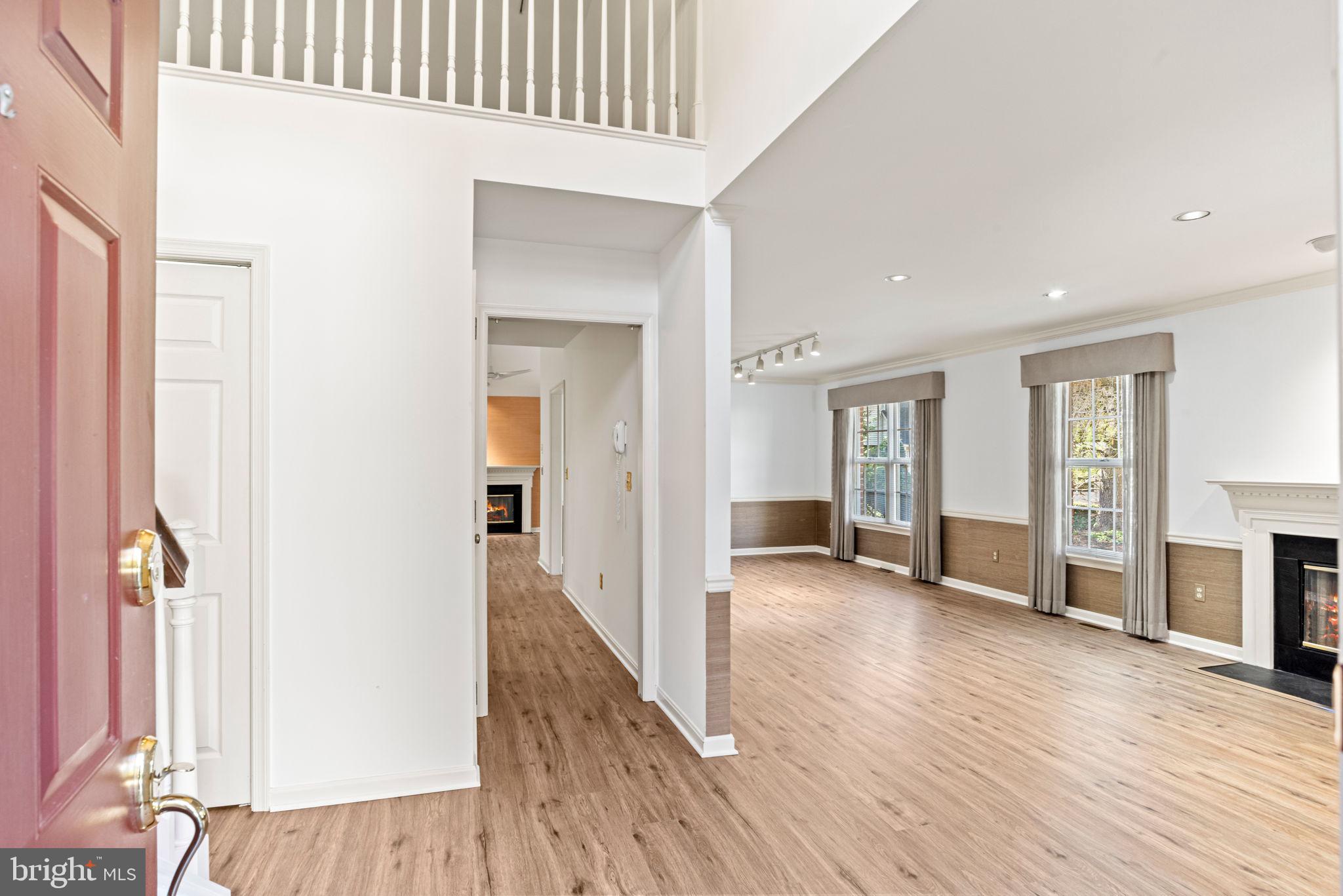 CAMBRIDGE COMMONS - Residential