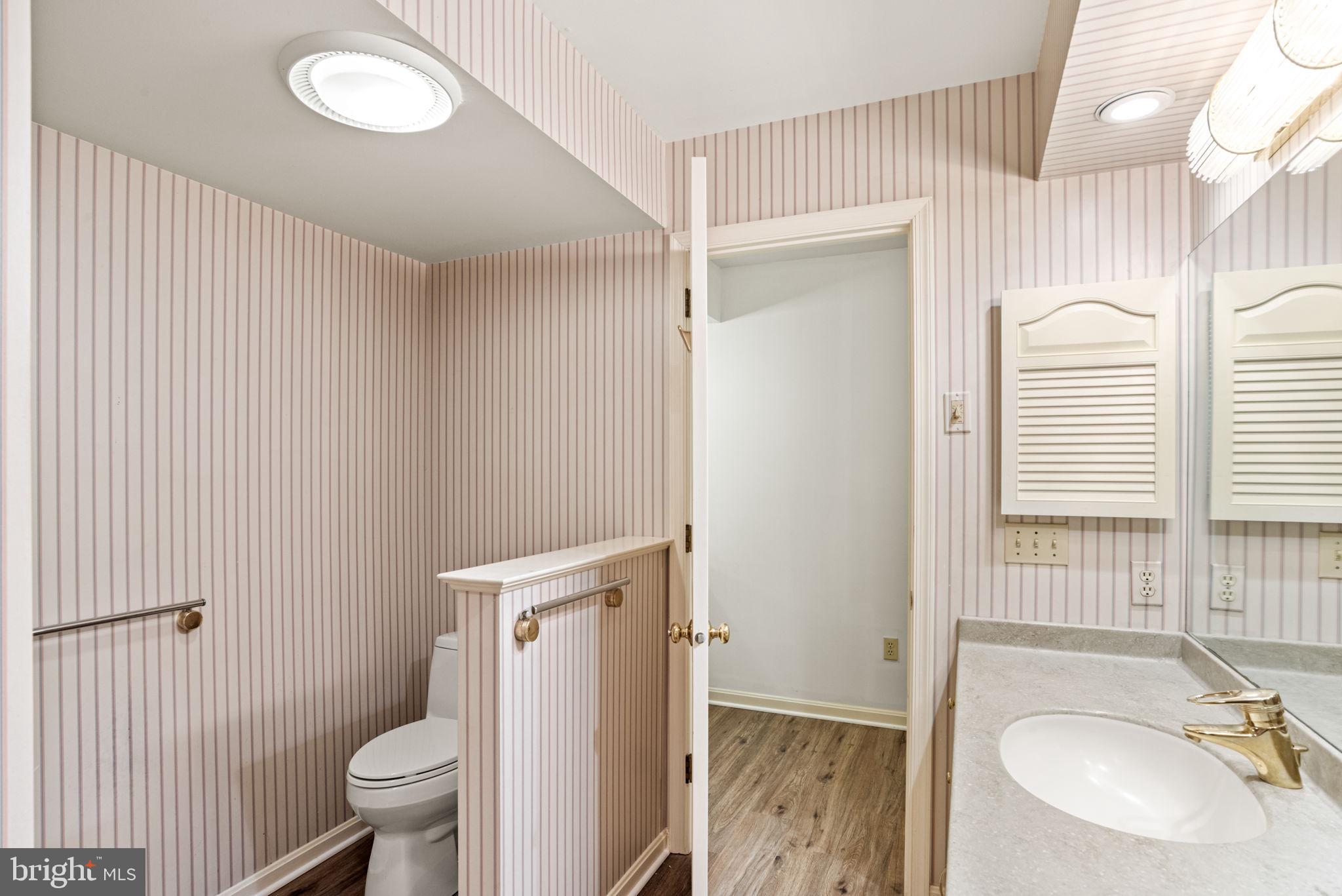 CAMBRIDGE COMMONS - Residential