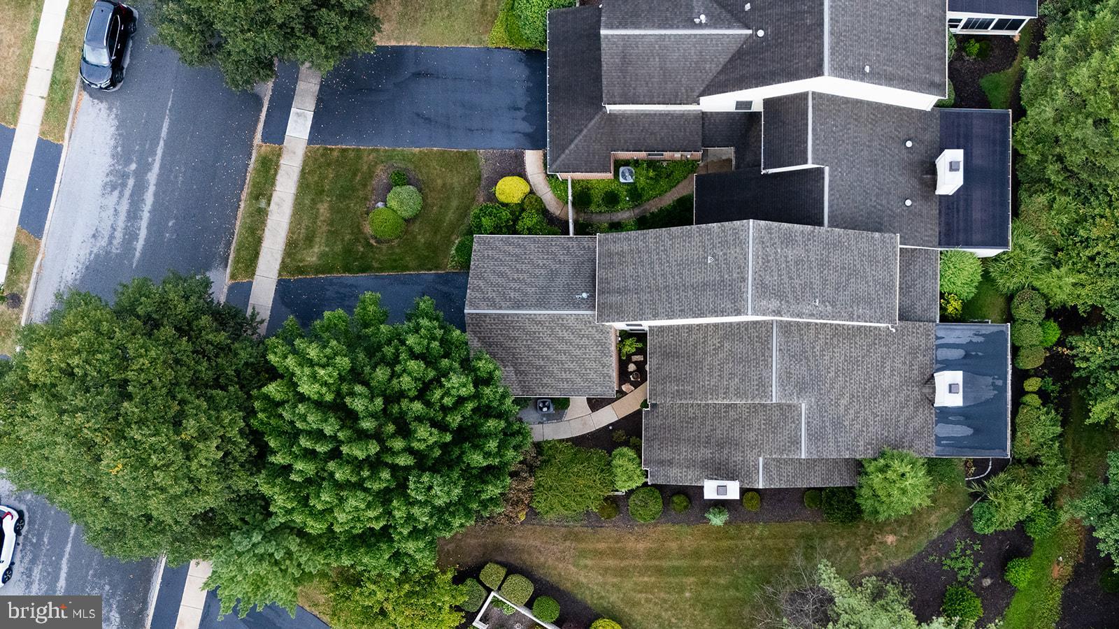 CAMBRIDGE COMMONS - Residential